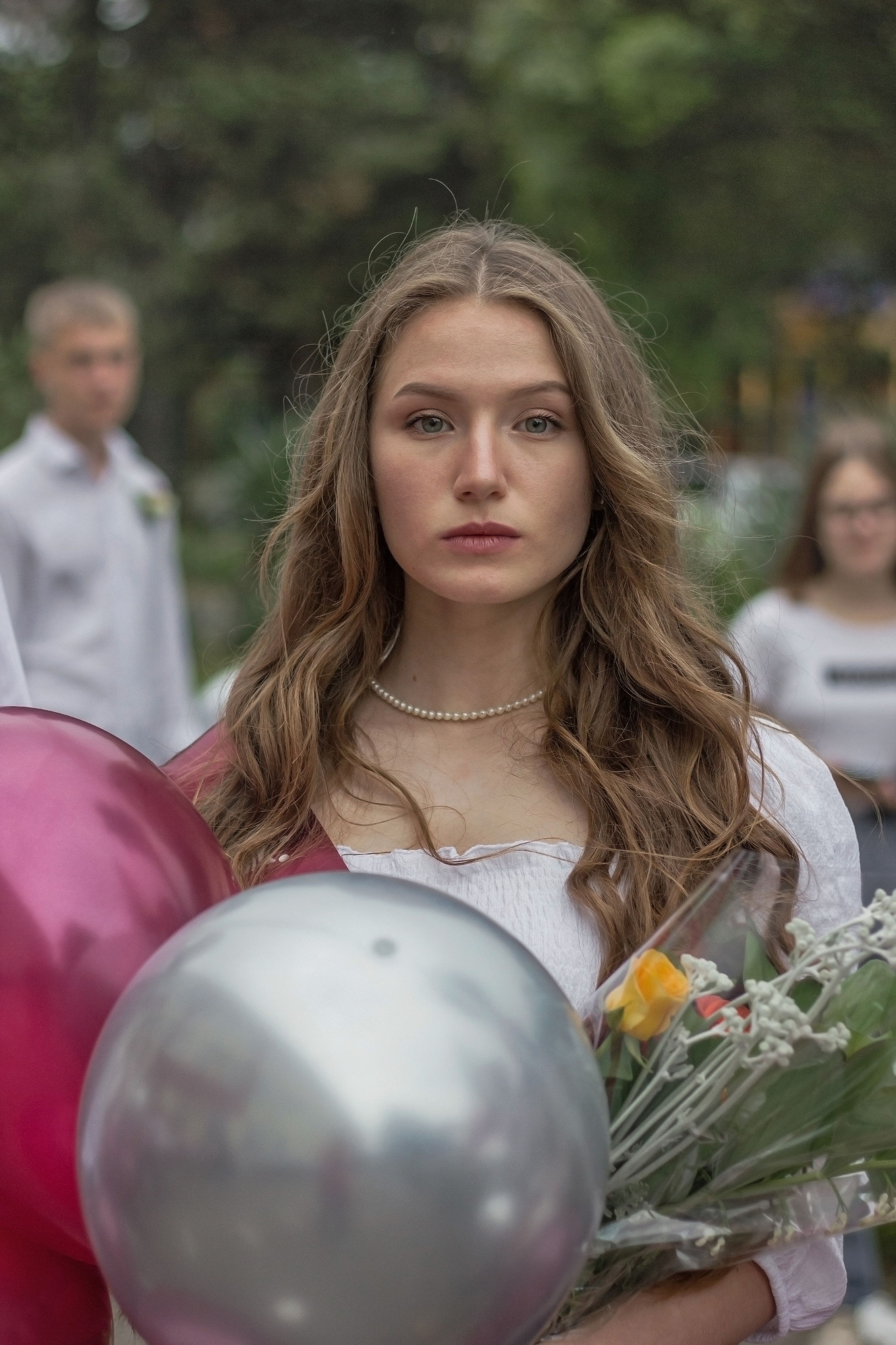 Репортажная съёмка с праздничной линейки «Последний звонок» для выпускников. Женский, детский и семейный фотограф в Сочи Олеся Помогалова