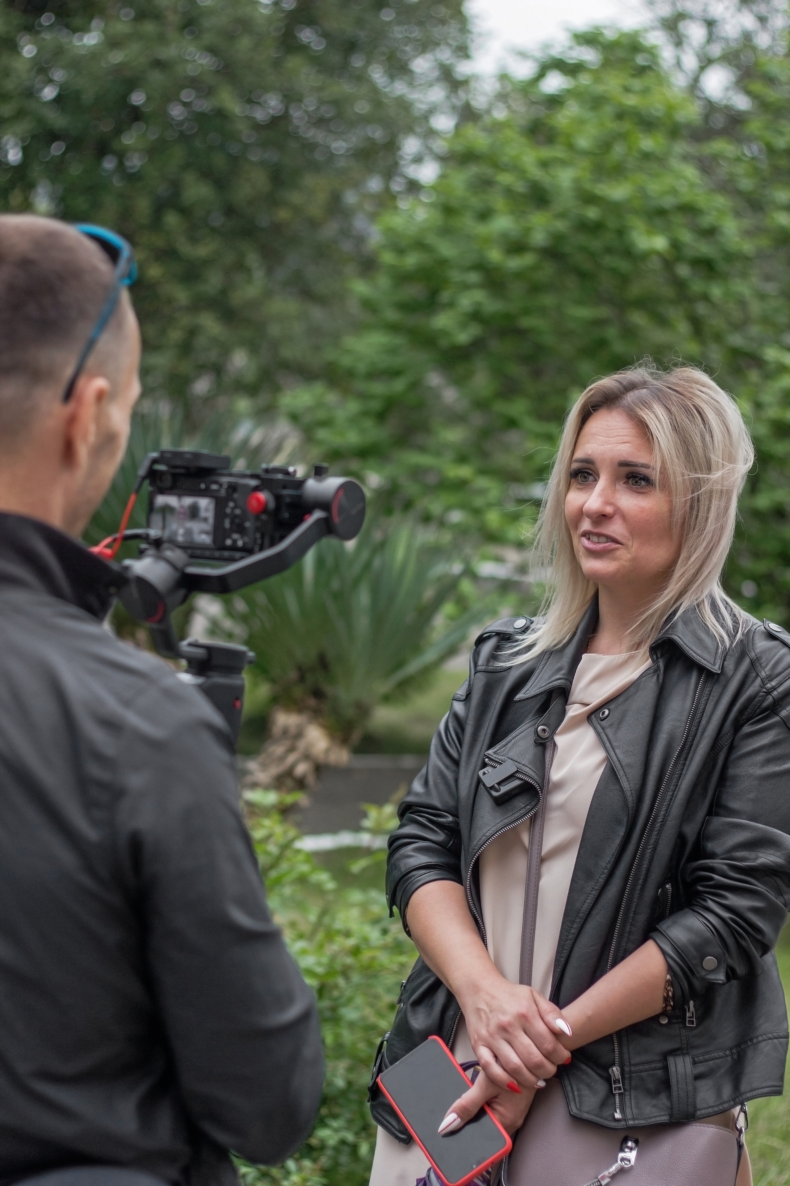 Репортажная съёмка с праздничной линейки «Последний звонок» для выпускников. Женский, детский и семейный фотограф в Сочи Олеся Помогалова