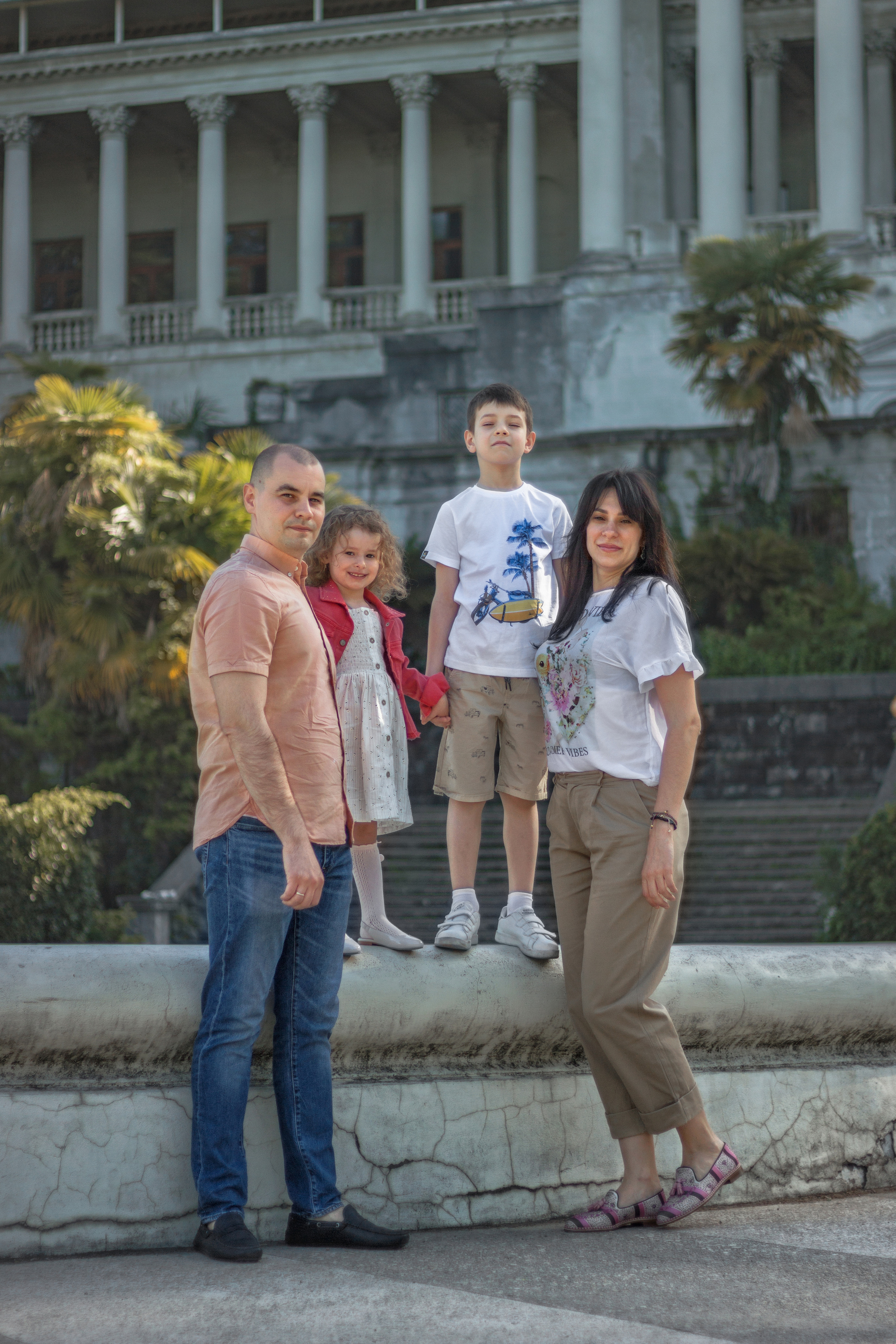 Фотопрогулка в санатории Орджоникидзе. Женский, детский и семейный фотограф в Сочи Олеся Помогалова