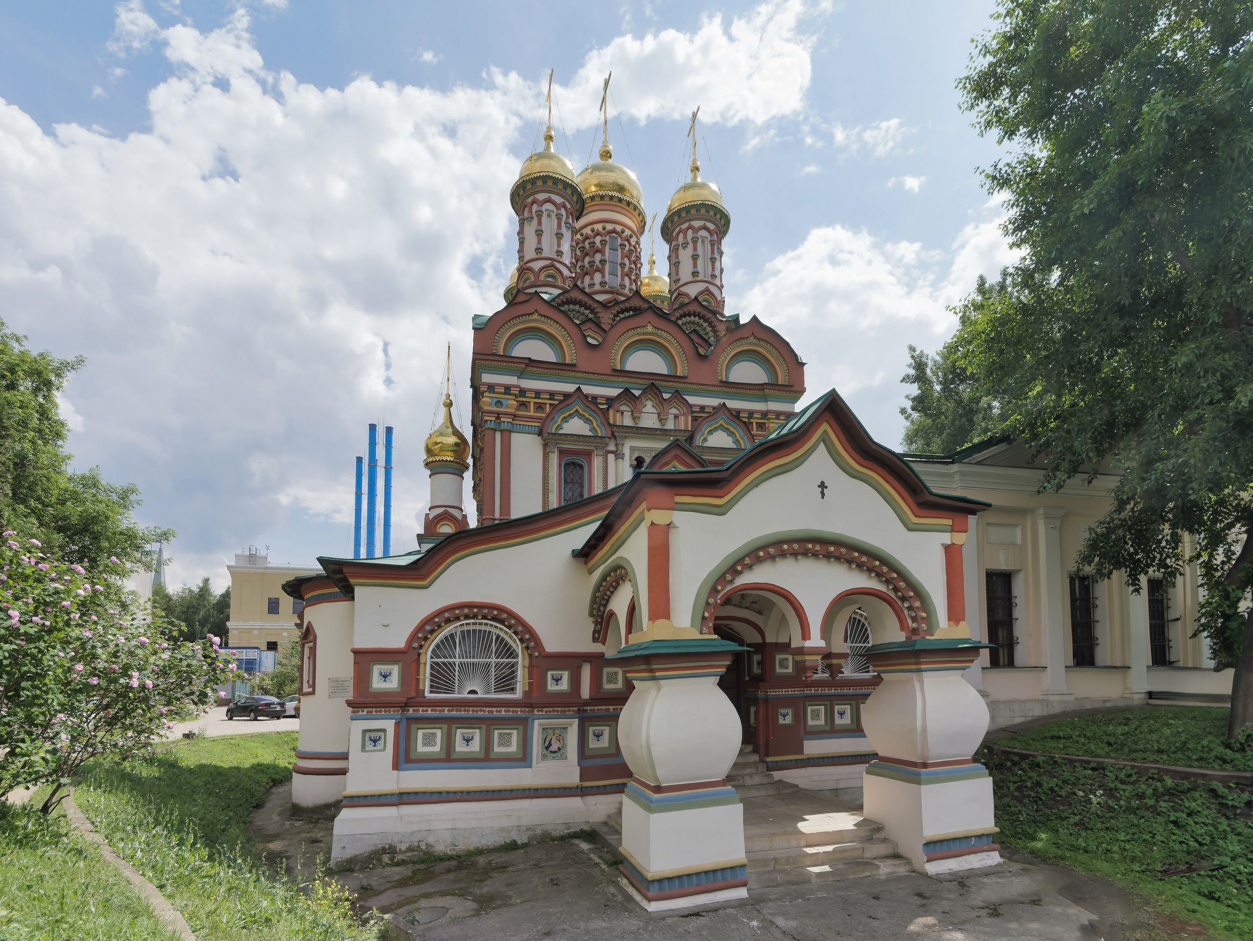 Картинки с острова между Берсеневской и Якиманской набережными Москвы-реки. Фотограф Никифоров-Гордеев Сергей. Москва и МО