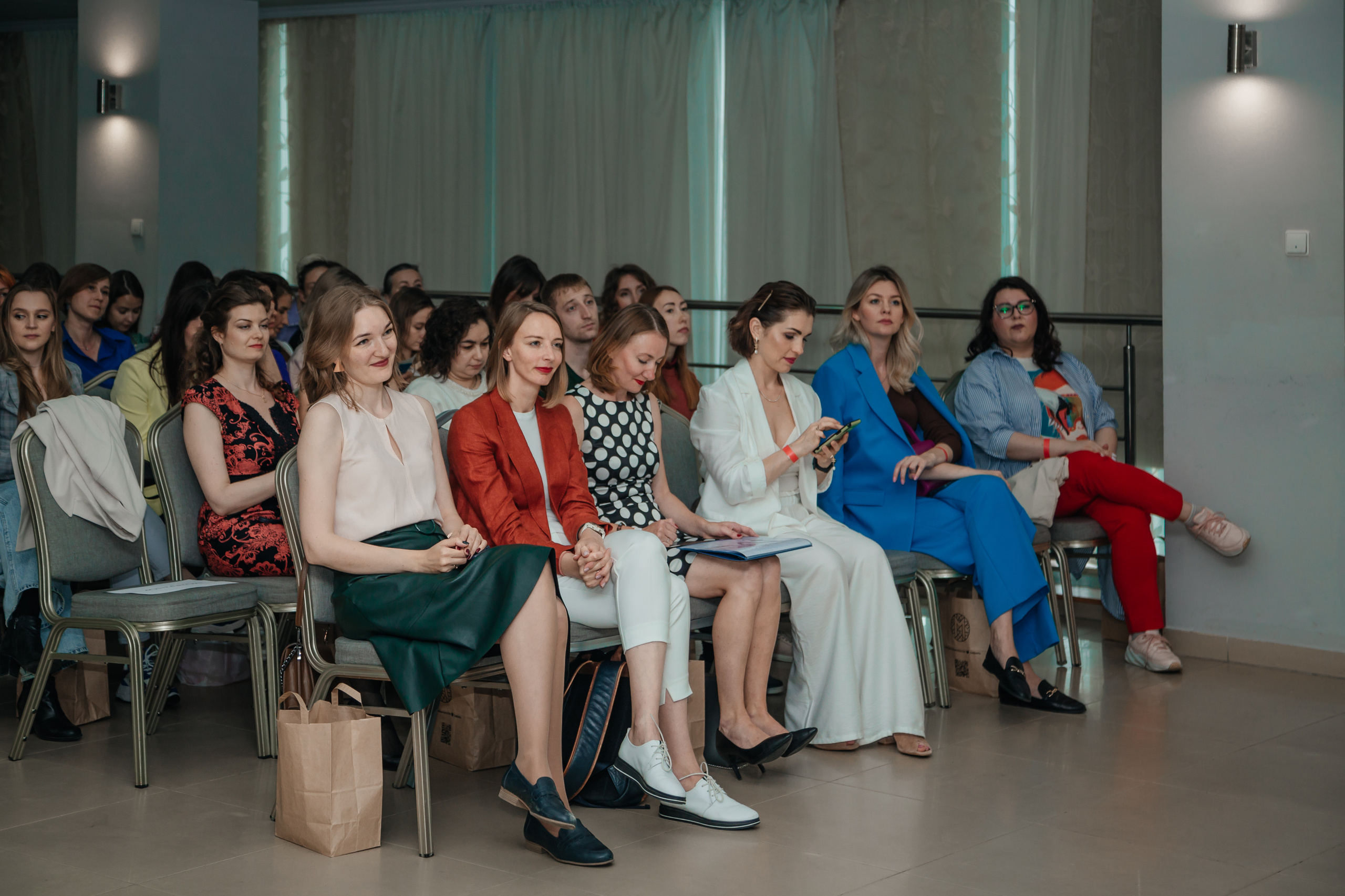 Нетворкинг Мастермайнд Новосибирск. Свадебный и семейный фотограф в Новосибирске Ирина Дорошкова