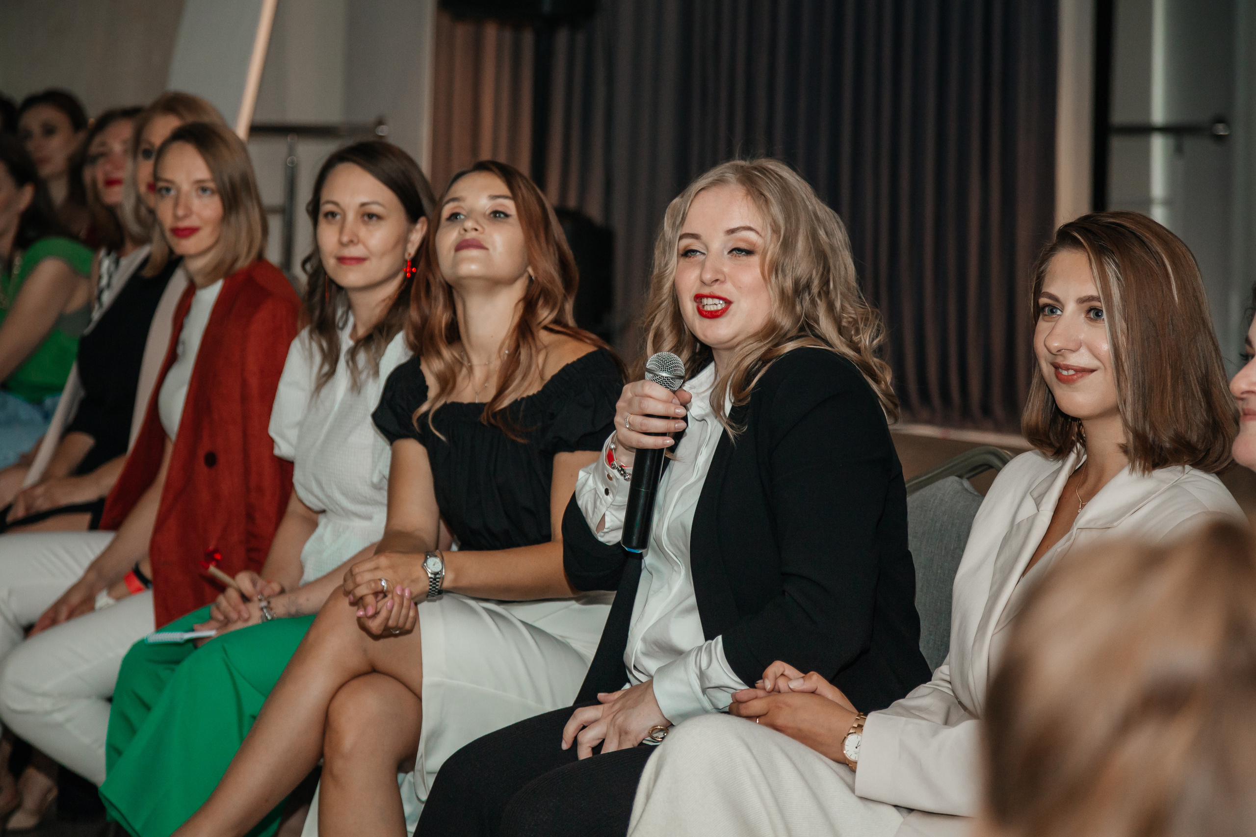 Нетворкинг Мастермайнд Новосибирск. Свадебный и семейный фотограф в Новосибирске Ирина Дорошкова