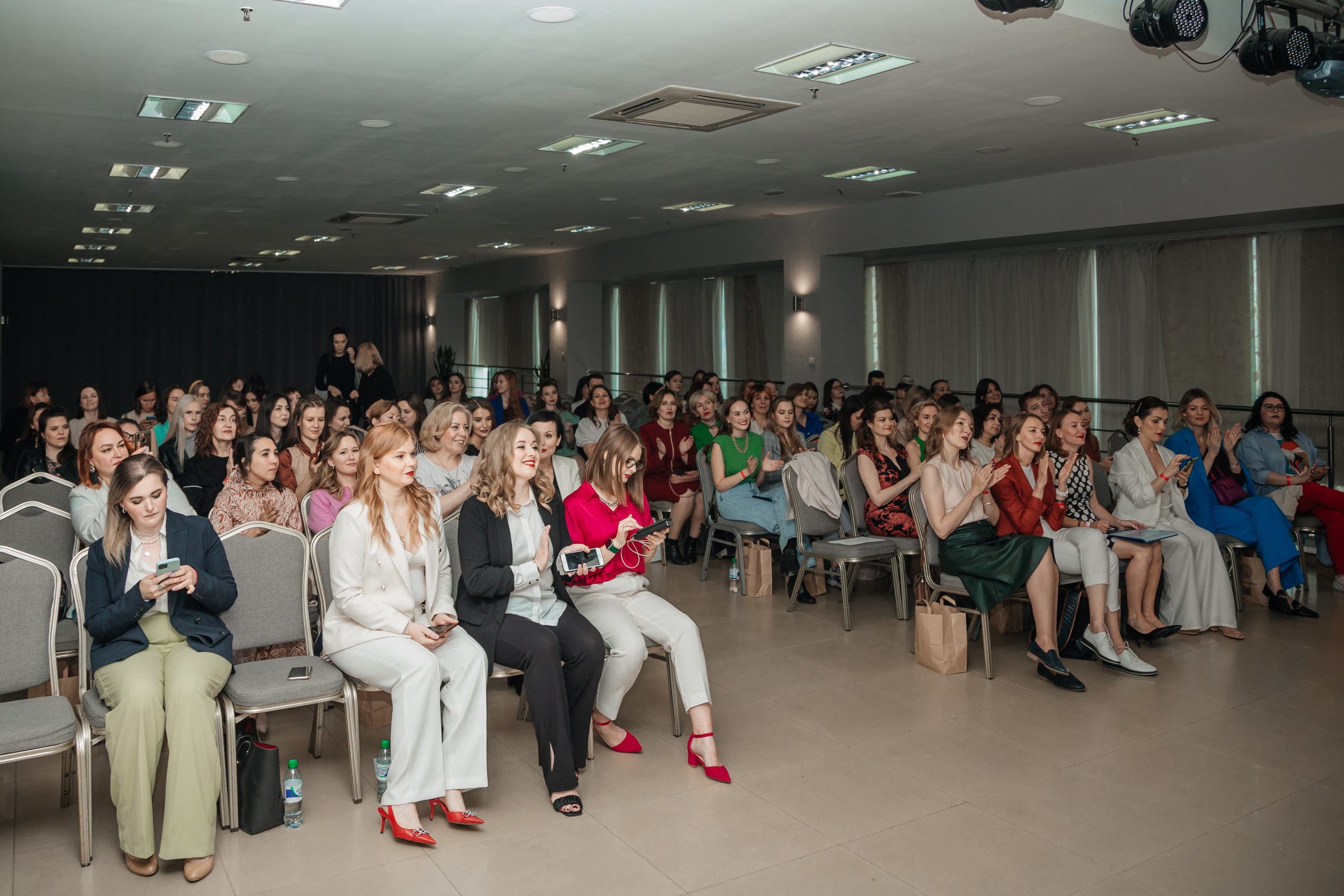 Нетворкинг Мастермайнд Новосибирск. Свадебный и семейный фотограф в Новосибирске Ирина Дорошкова