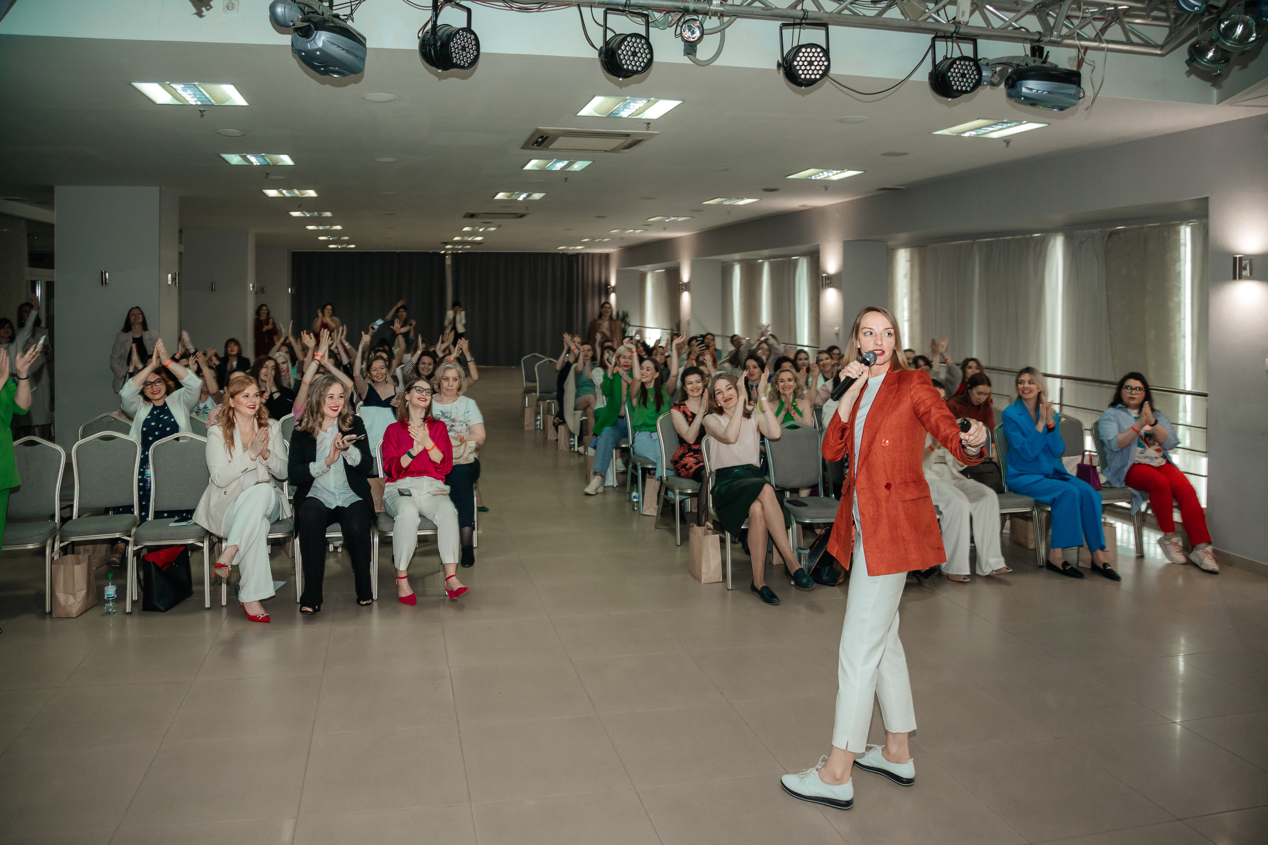 Нетворкинг Мастермайнд Новосибирск. Свадебный и семейный фотограф в Новосибирске Ирина Дорошкова