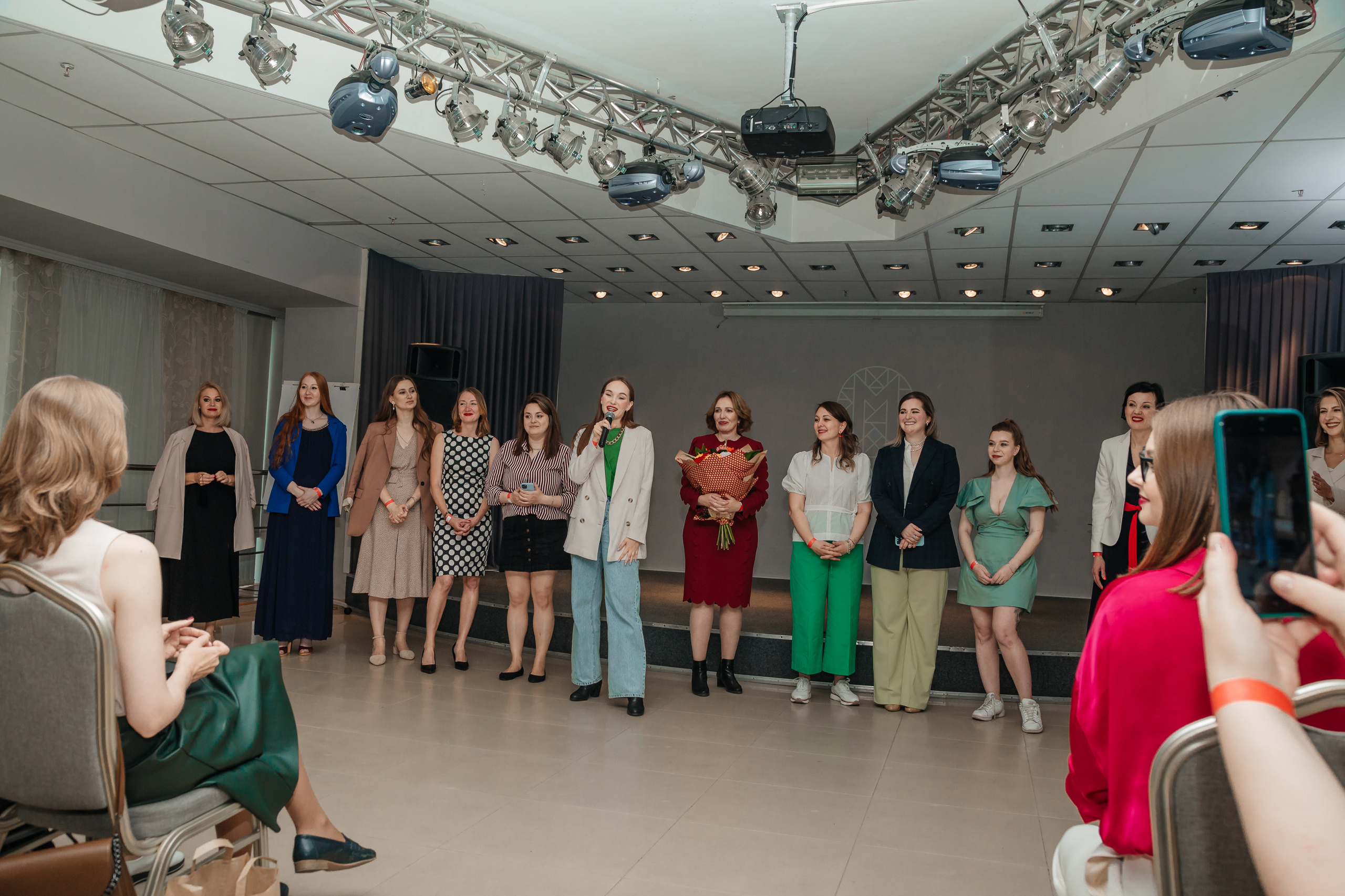 Нетворкинг Мастермайнд Новосибирск. Свадебный и семейный фотограф в Новосибирске Ирина Дорошкова