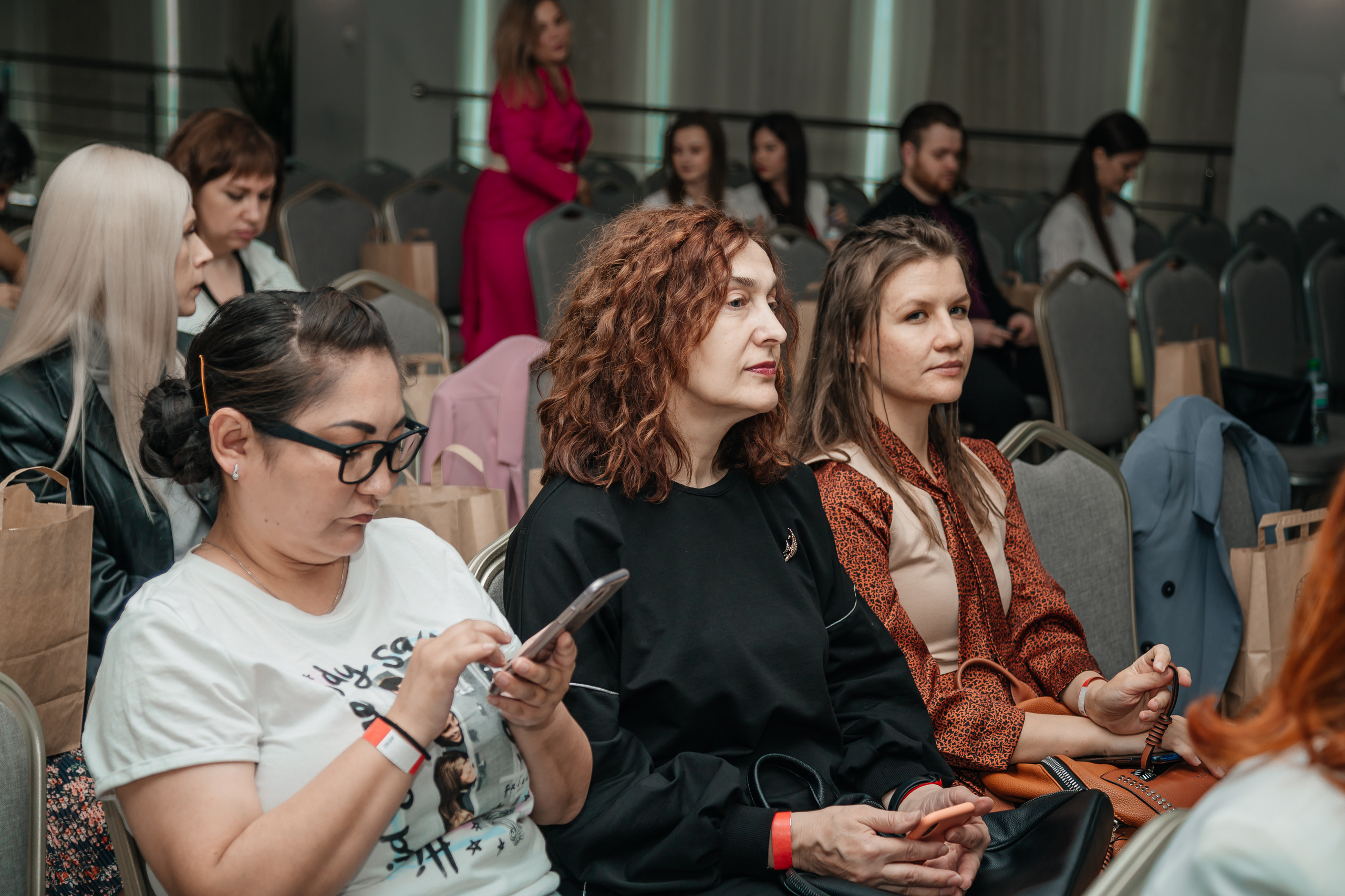 Нетворкинг Мастермайнд Новосибирск. Свадебный и семейный фотограф в Новосибирске Ирина Дорошкова