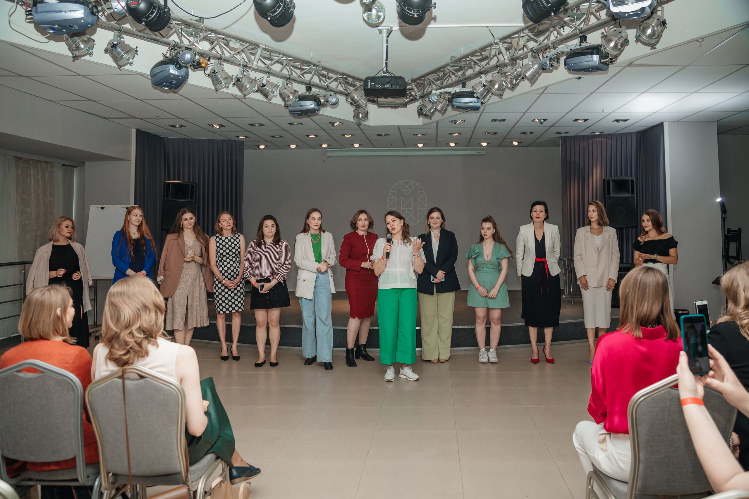 Нетворкинг Мастермайнд Новосибирск. Свадебный и семейный фотограф в Новосибирске Ирина Дорошкова