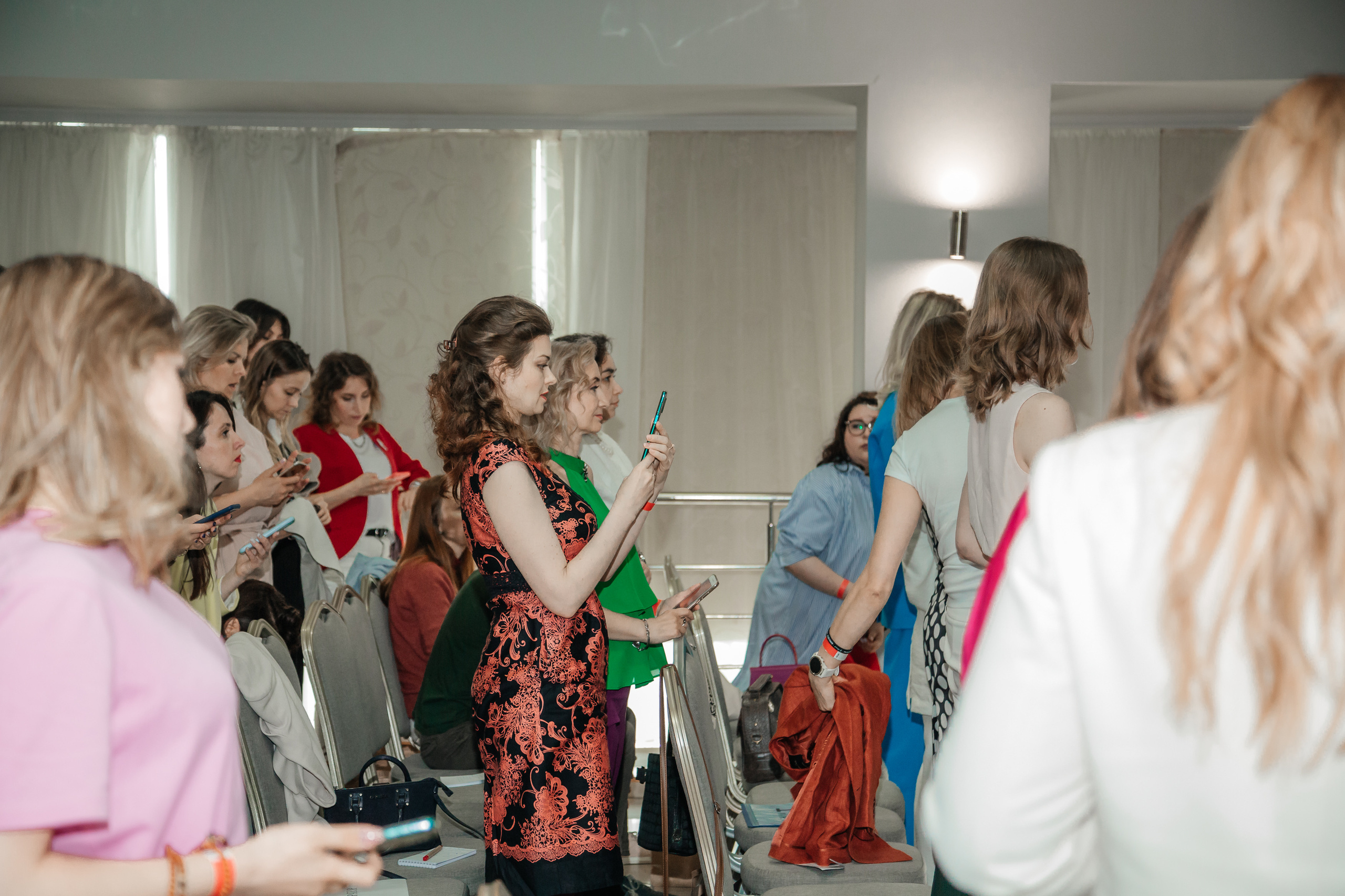 Нетворкинг Мастермайнд Новосибирск. Свадебный и семейный фотограф в Новосибирске Ирина Дорошкова