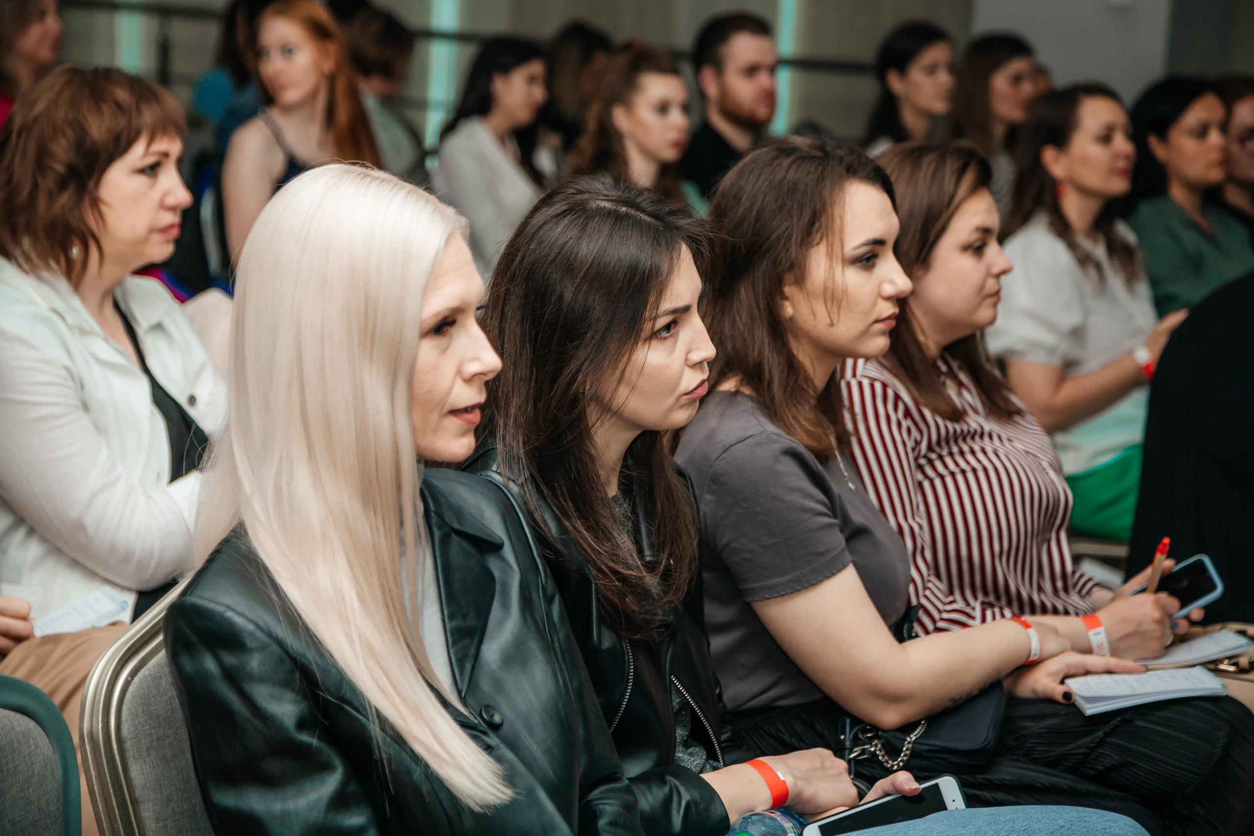 Нетворкинг Мастермайнд Новосибирск. Свадебный и семейный фотограф в Новосибирске Ирина Дорошкова