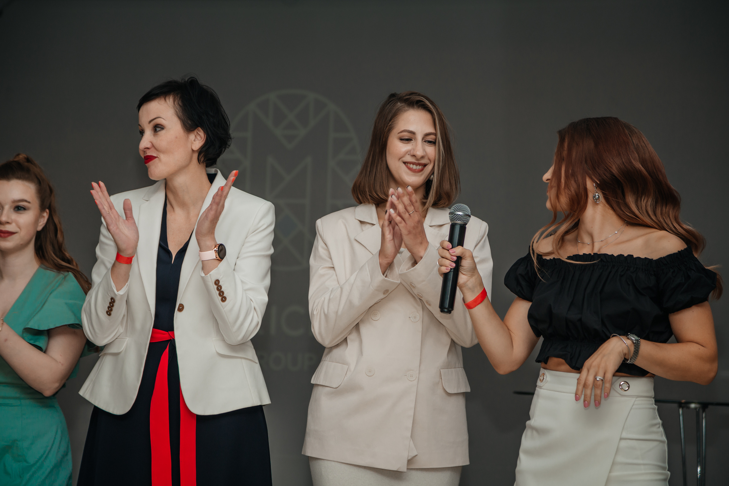 Нетворкинг Мастермайнд Новосибирск. Свадебный и семейный фотограф в Новосибирске Ирина Дорошкова