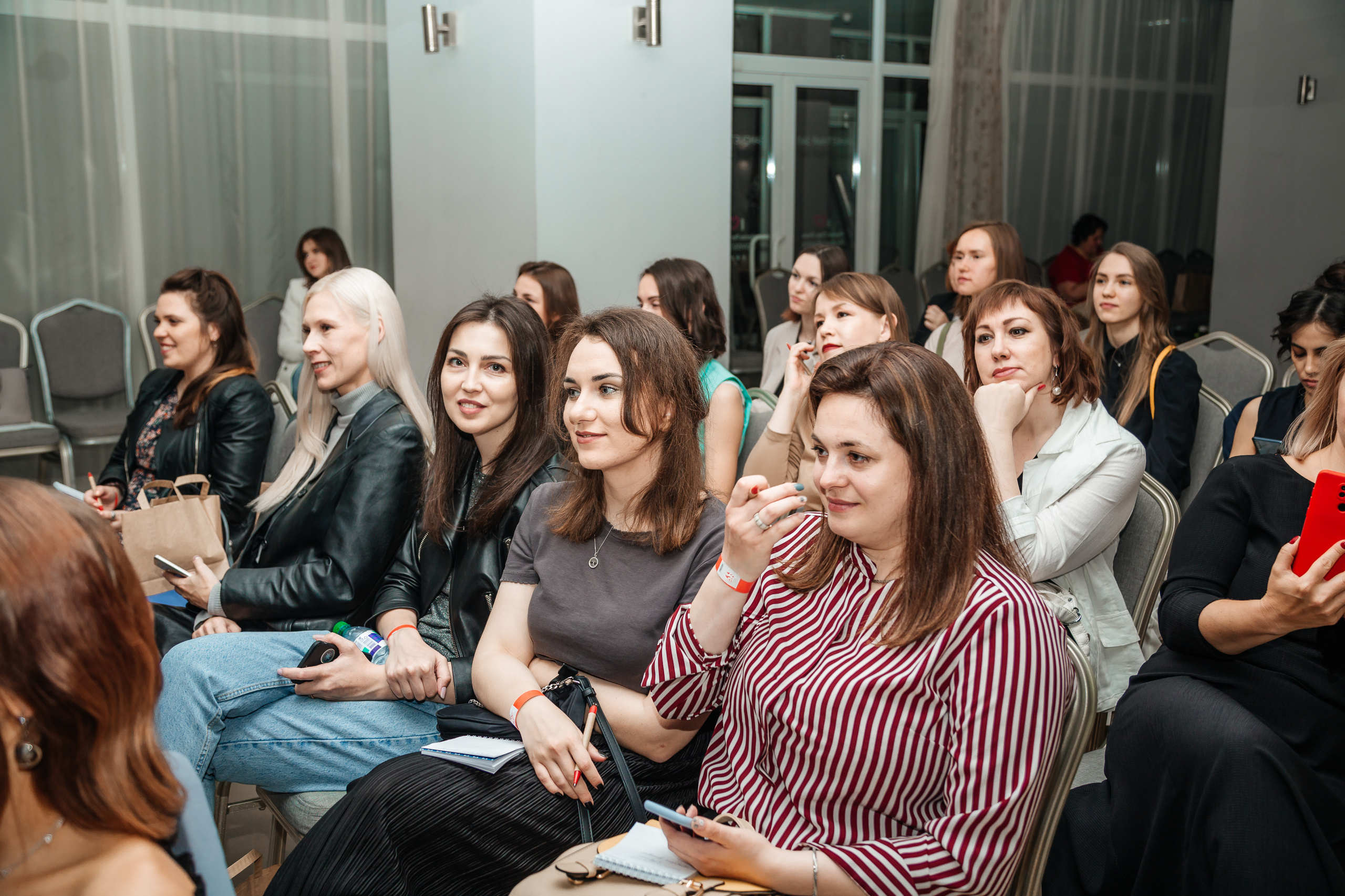 Нетворкинг Мастермайнд Новосибирск. Свадебный и семейный фотограф в Новосибирске Ирина Дорошкова