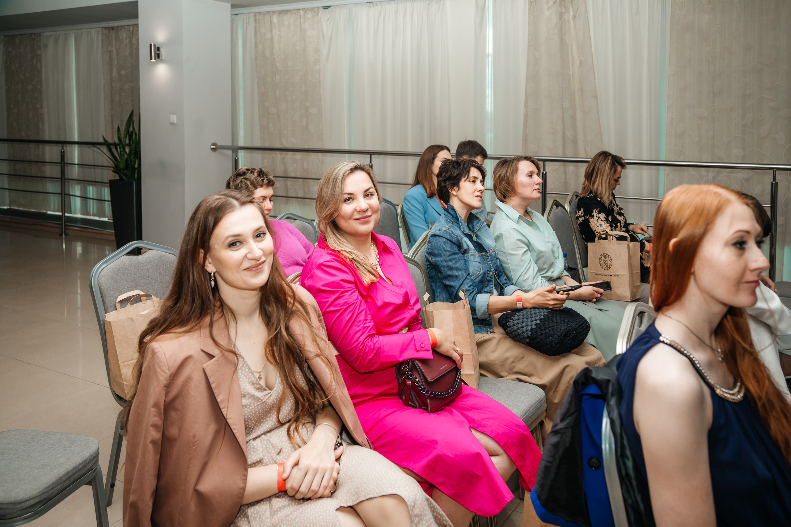 Нетворкинг Мастермайнд Новосибирск. Свадебный и семейный фотограф в Новосибирске Ирина Дорошкова