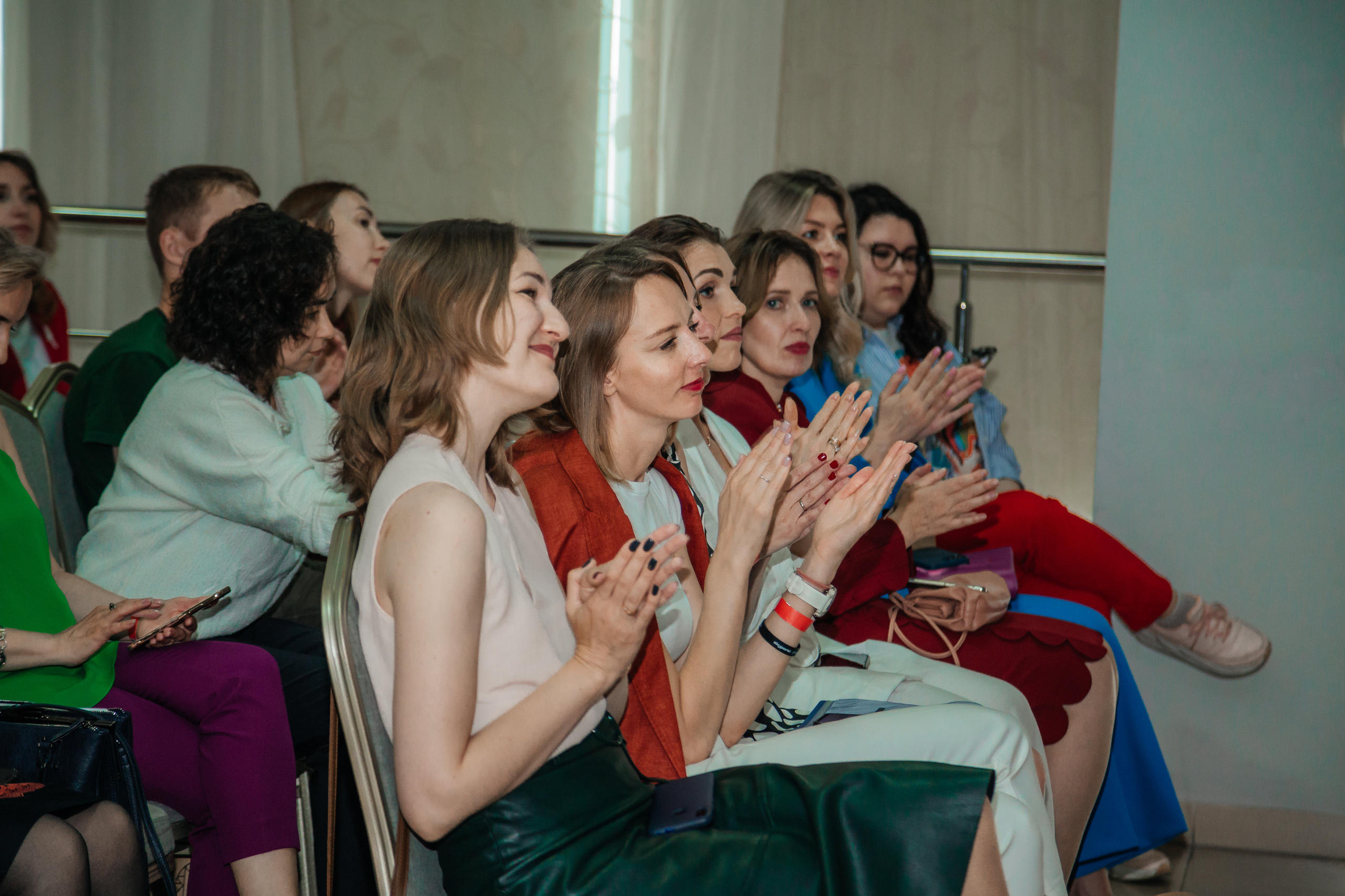 Нетворкинг Мастермайнд Новосибирск. Свадебный и семейный фотограф в Новосибирске Ирина Дорошкова
