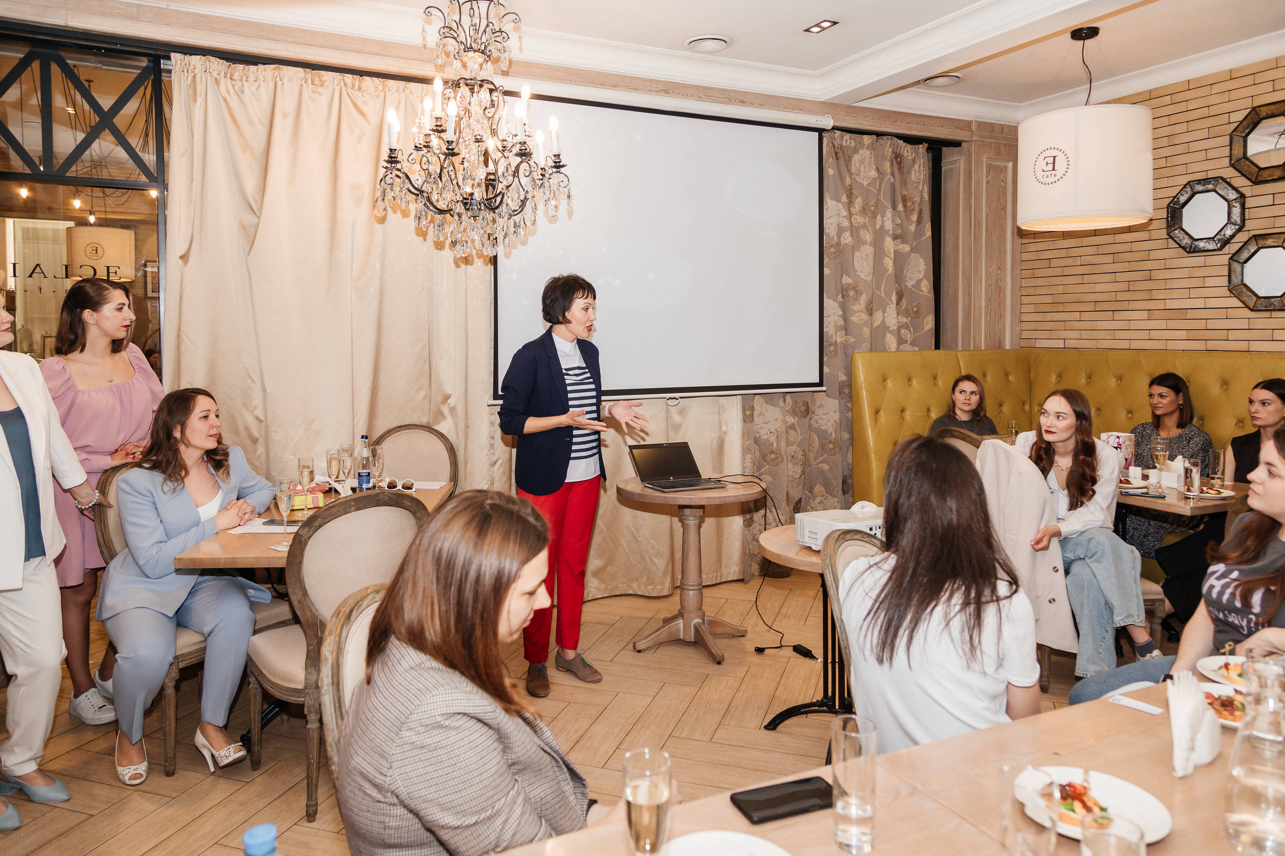 Нетворинг Мастермайнд Новосибирск. Свадебный и семейный фотограф в Новосибирске Ирина Дорошкова