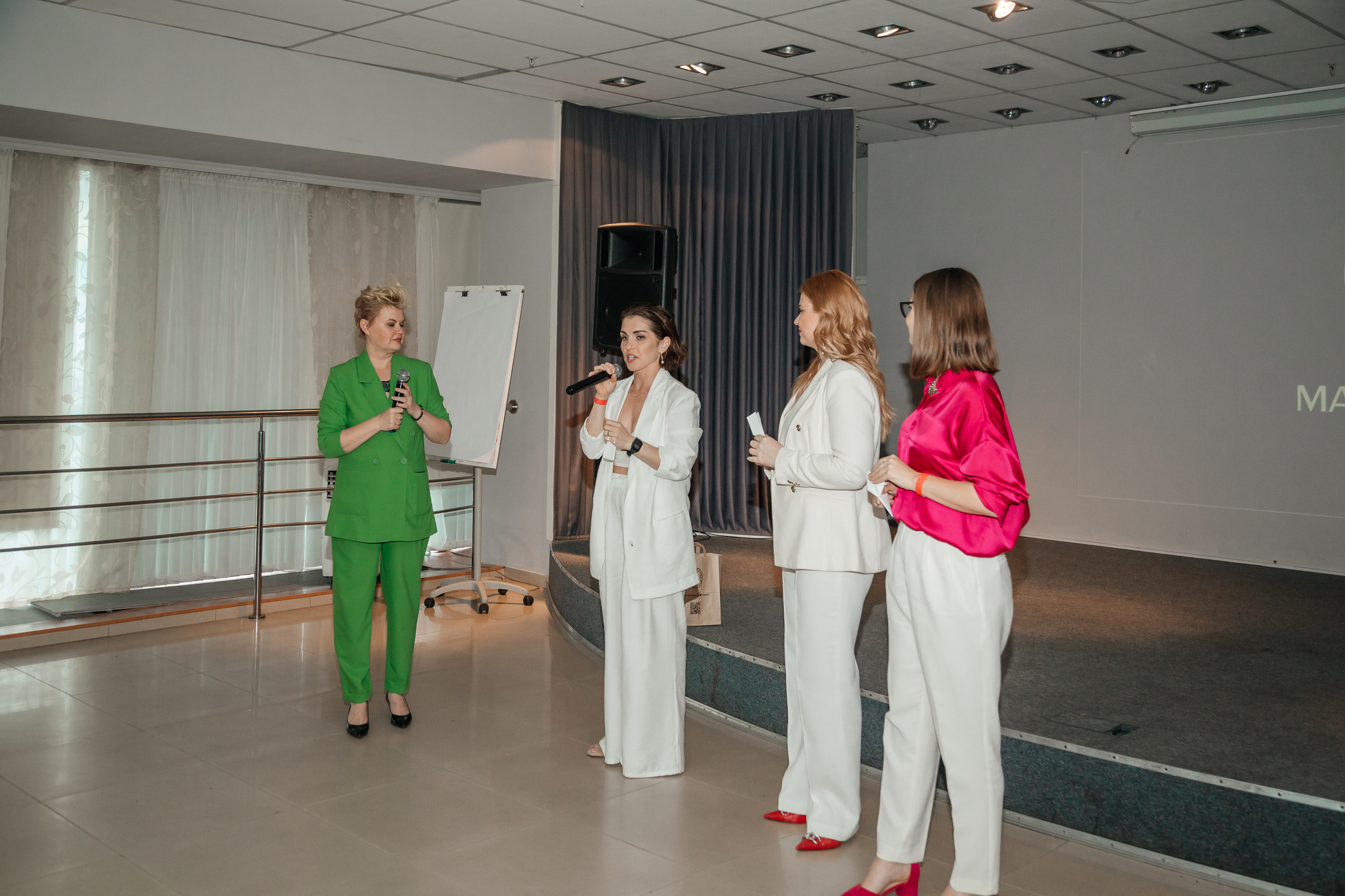 Нетворкинг Мастермайнд Новосибирск. Свадебный и семейный фотограф в Новосибирске Ирина Дорошкова