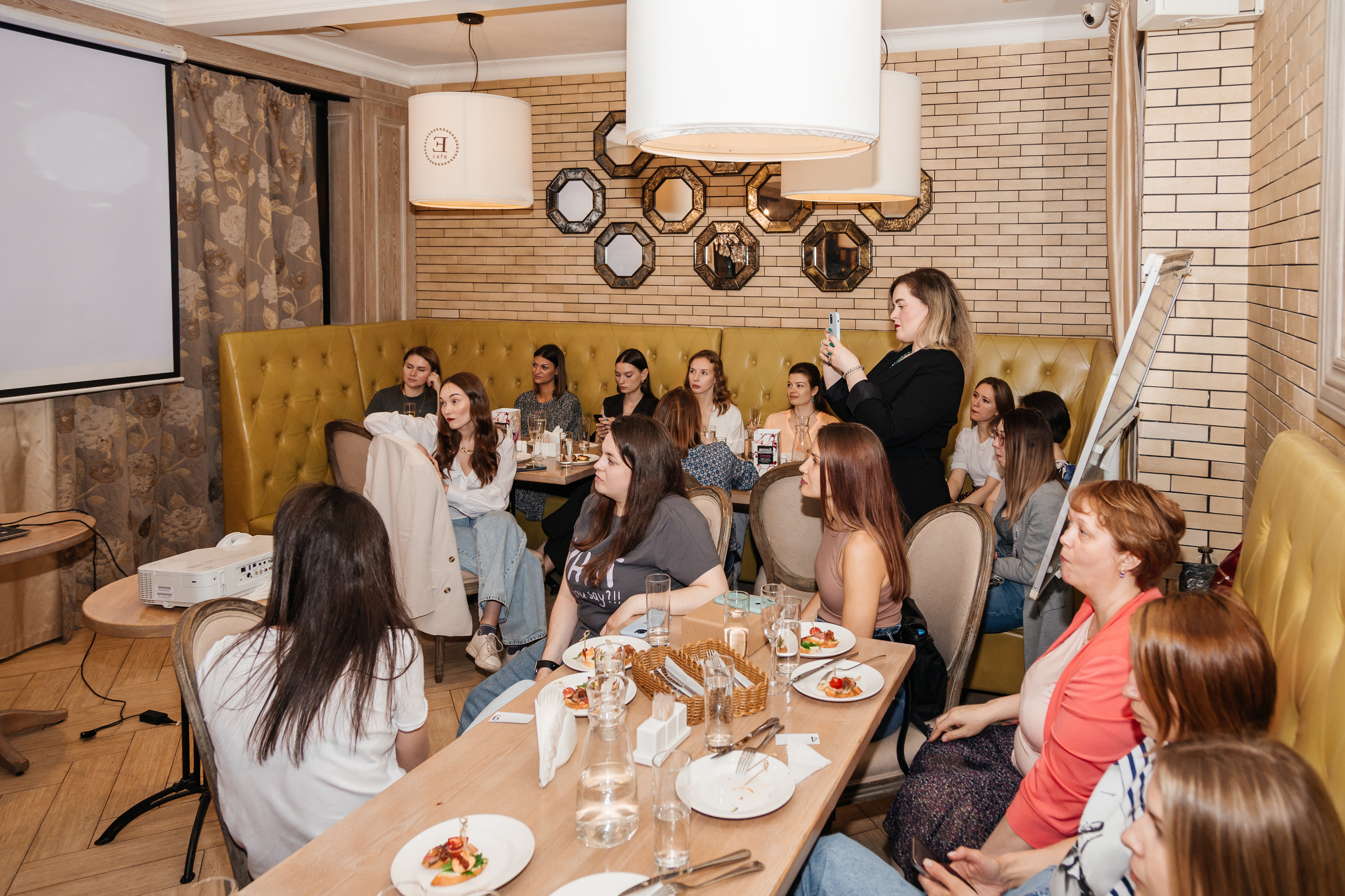 Нетворинг Мастермайнд Новосибирск. Свадебный и семейный фотограф в Новосибирске Ирина Дорошкова
