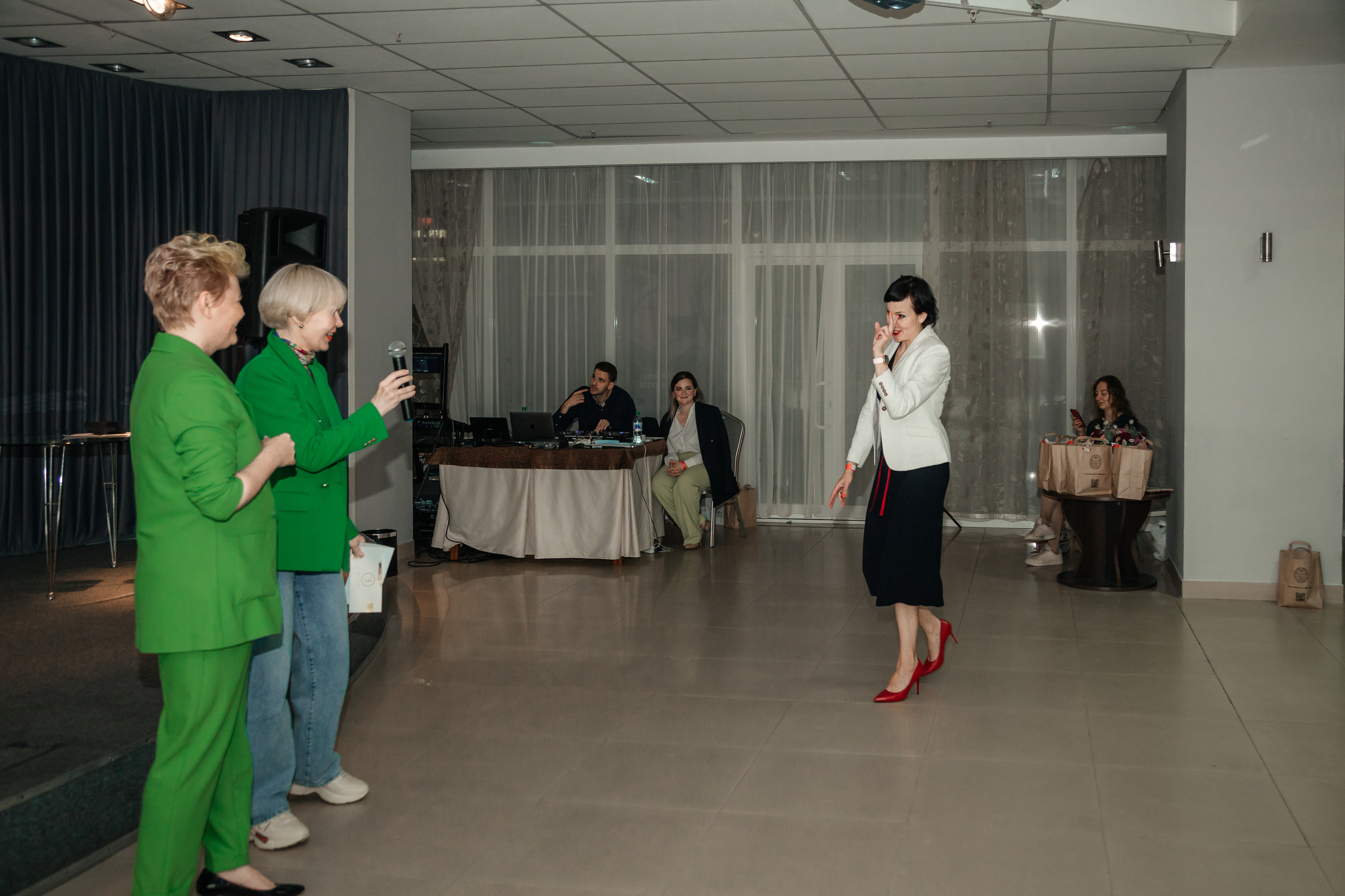 Нетворкинг Мастермайнд Новосибирск. Свадебный и семейный фотограф в Новосибирске Ирина Дорошкова