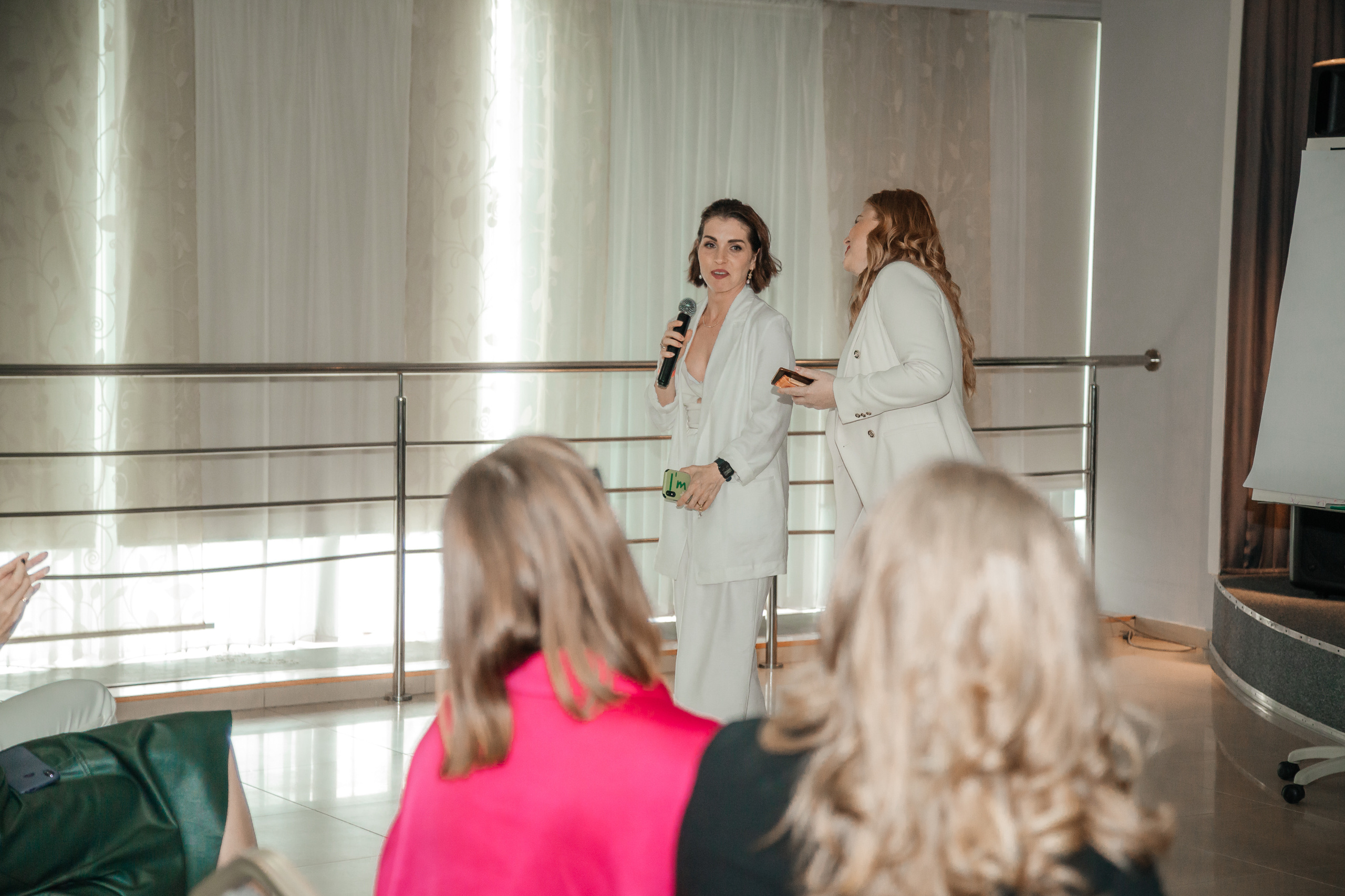 Нетворкинг Мастермайнд Новосибирск. Свадебный и семейный фотограф в Новосибирске Ирина Дорошкова