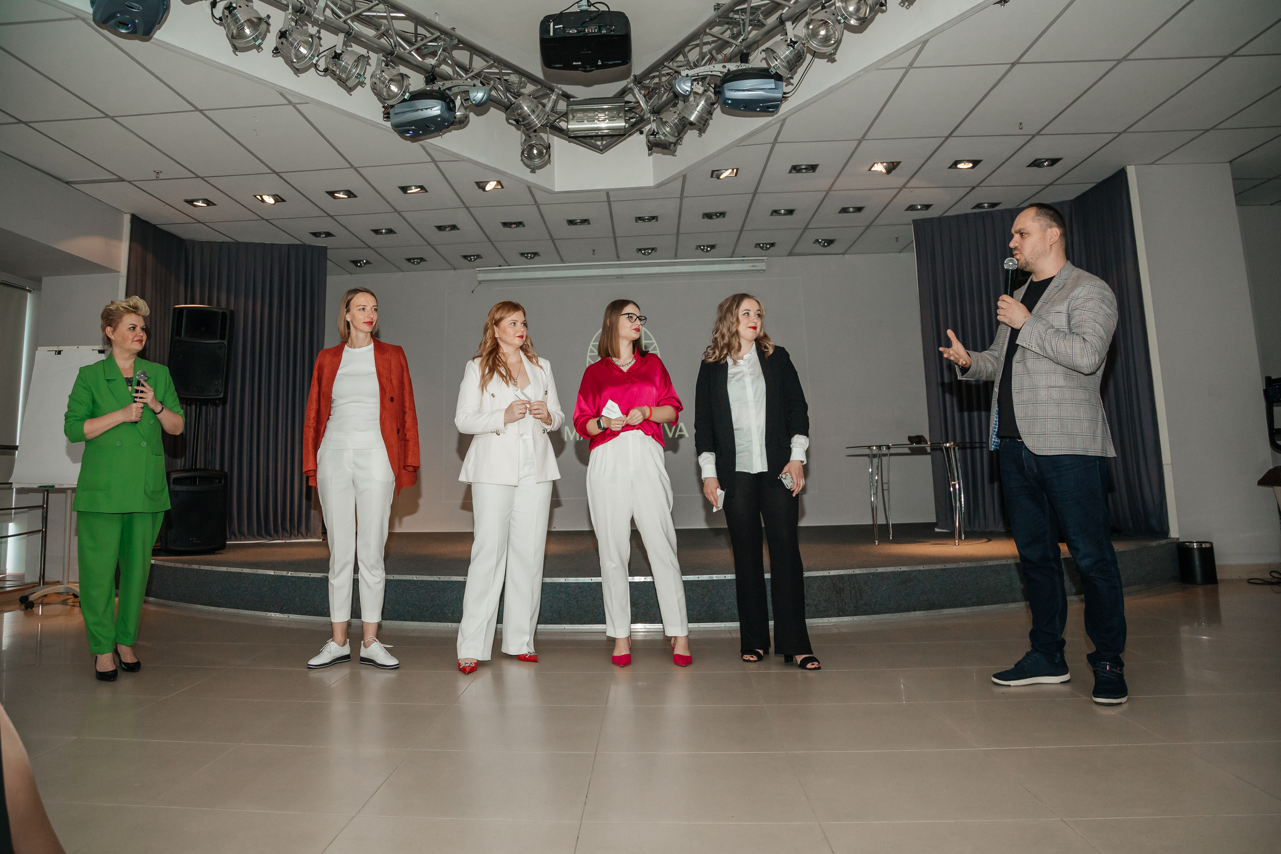 Нетворкинг Мастермайнд Новосибирск. Свадебный и семейный фотограф в Новосибирске Ирина Дорошкова