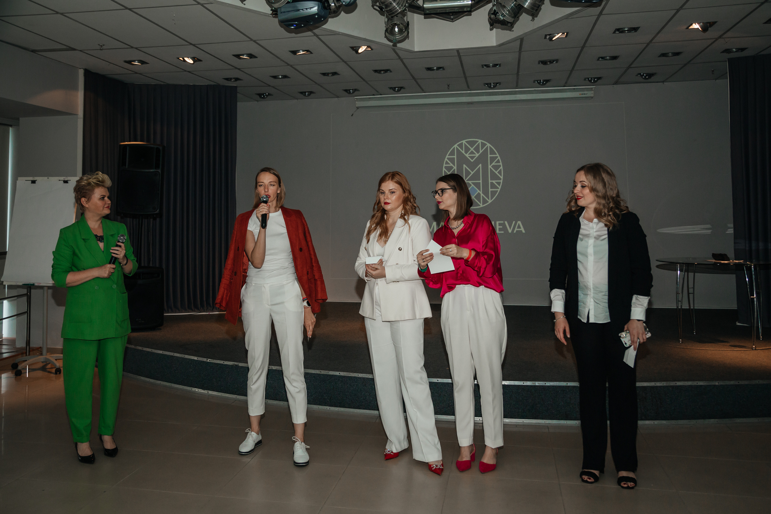 Нетворкинг Мастермайнд Новосибирск. Свадебный и семейный фотограф в Новосибирске Ирина Дорошкова