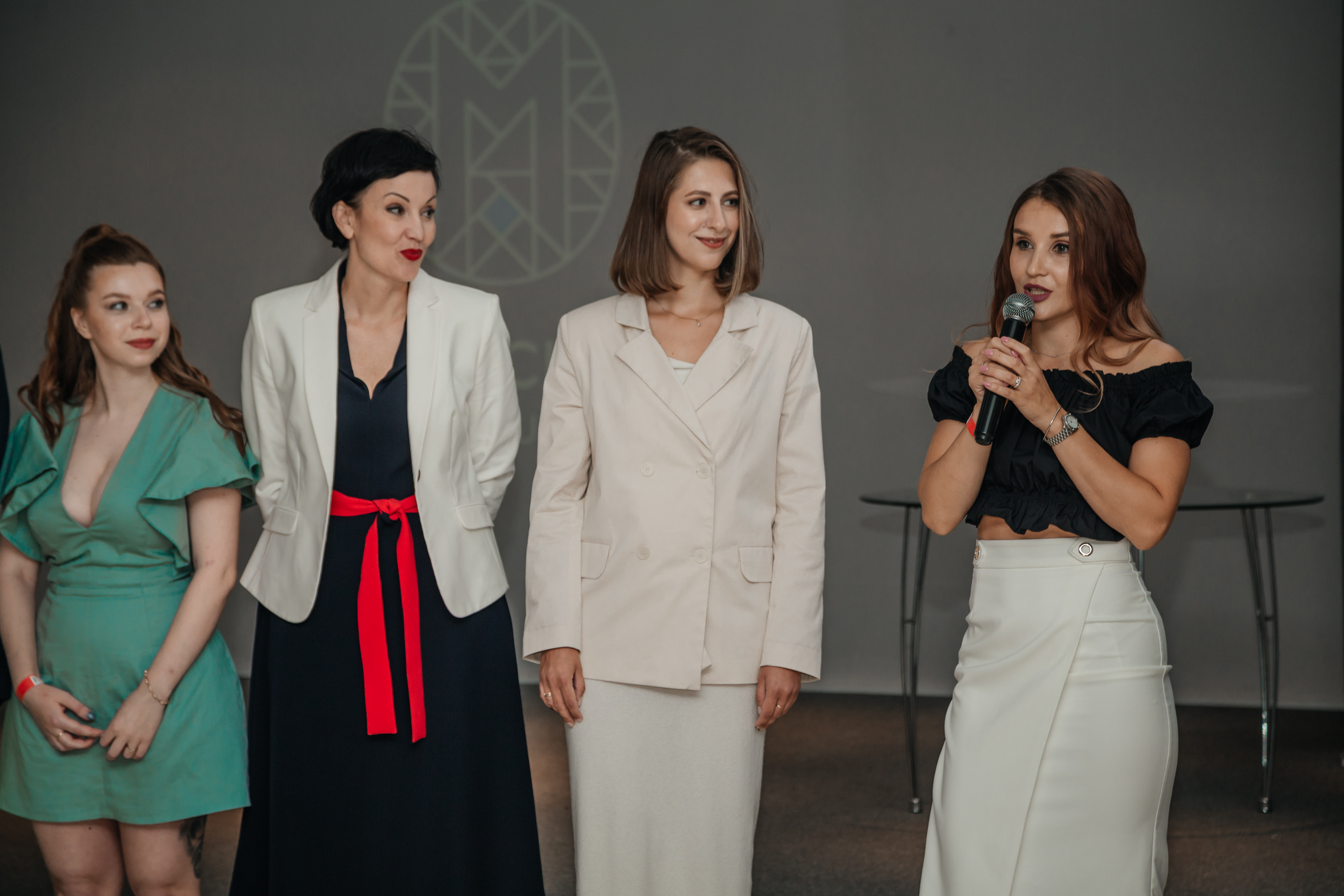 Нетворкинг Мастермайнд Новосибирск. Свадебный и семейный фотограф в Новосибирске Ирина Дорошкова