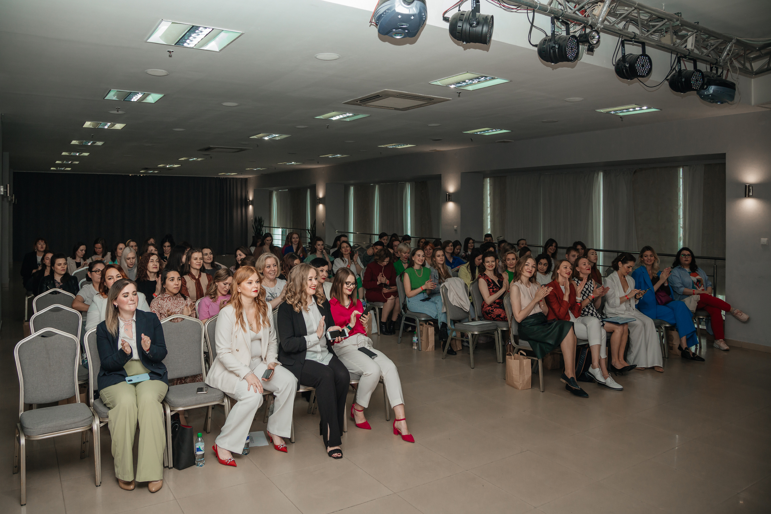 Нетворкинг Мастермайнд Новосибирск. Свадебный и семейный фотограф в Новосибирске Ирина Дорошкова