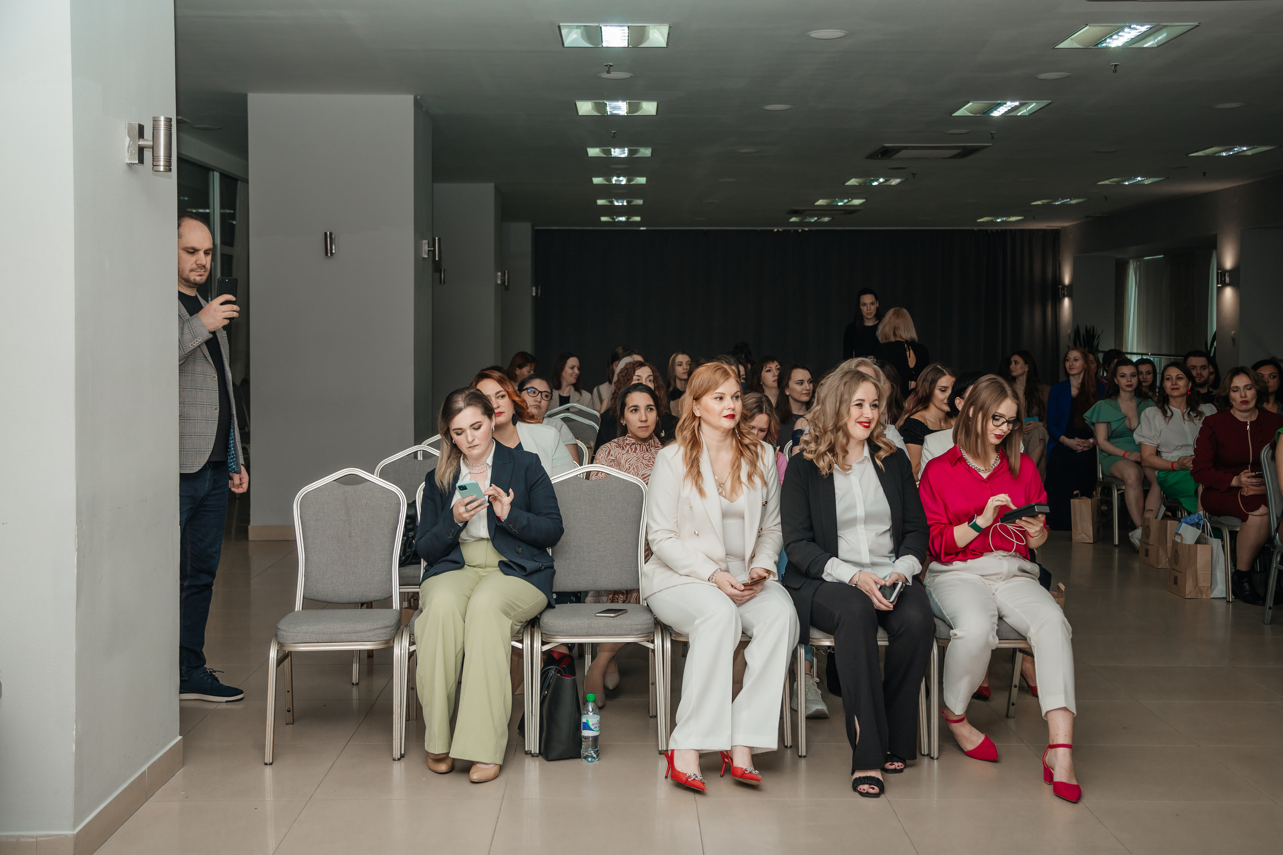Нетворкинг Мастермайнд Новосибирск. Свадебный и семейный фотограф в Новосибирске Ирина Дорошкова