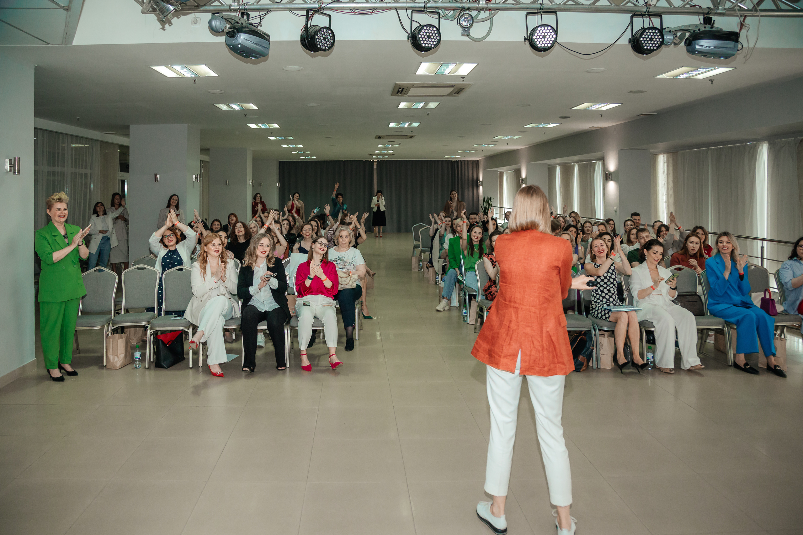 Нетворкинг Мастермайнд Новосибирск. Свадебный и семейный фотограф в Новосибирске Ирина Дорошкова