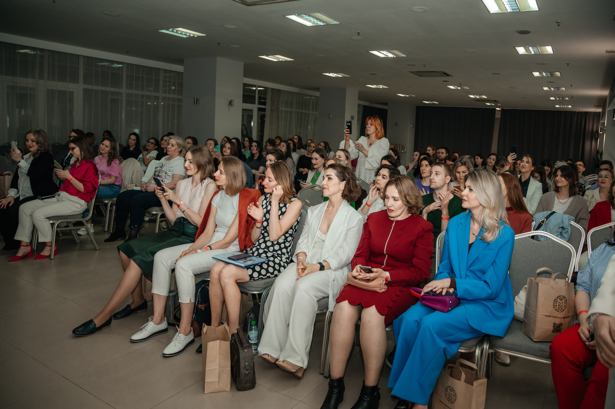 Нетворкинг Мастермайнд Новосибирск. Свадебный и семейный фотограф в Новосибирске Ирина Дорошкова