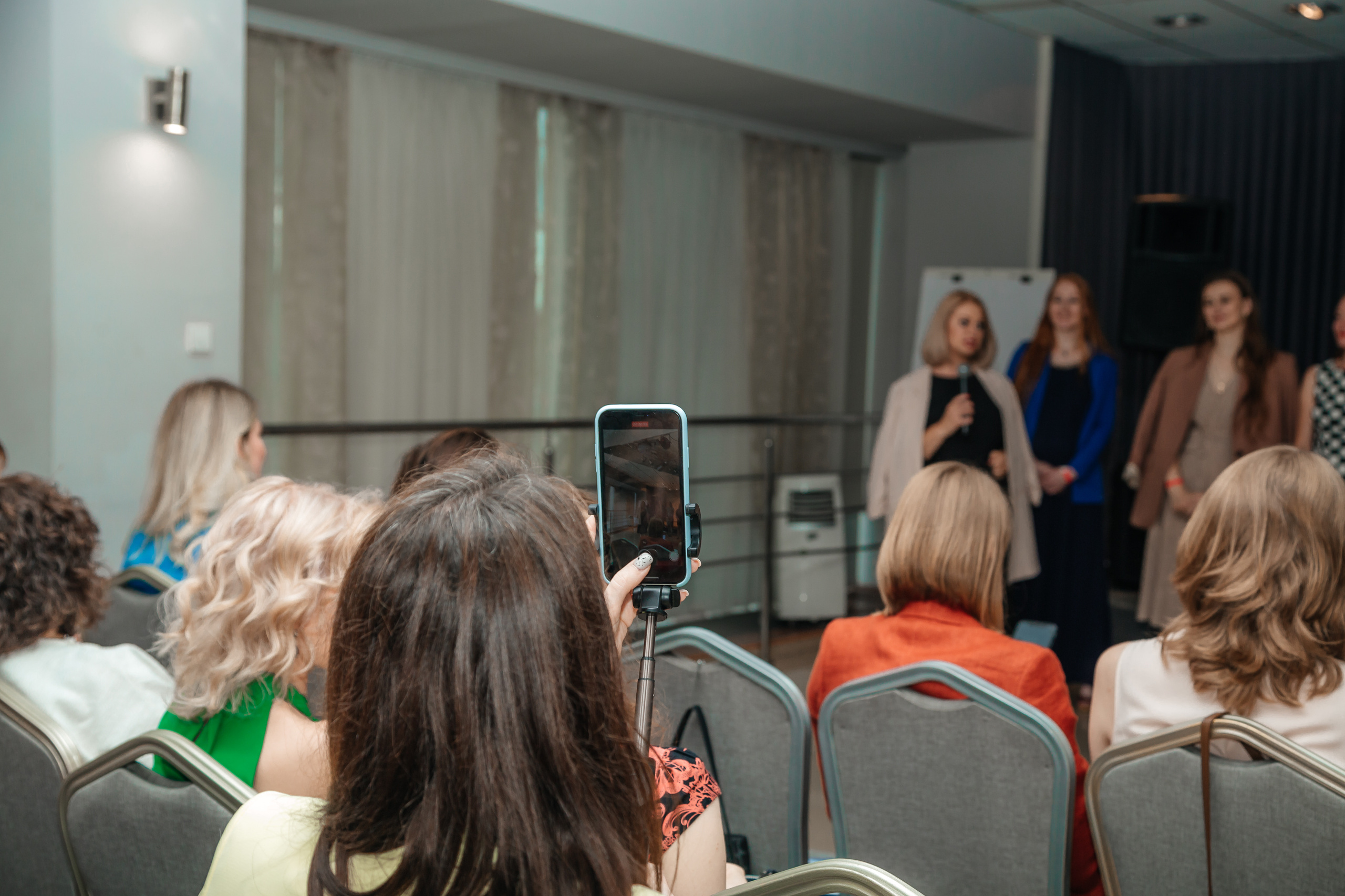 Нетворкинг Мастермайнд Новосибирск. Свадебный и семейный фотограф в Новосибирске Ирина Дорошкова