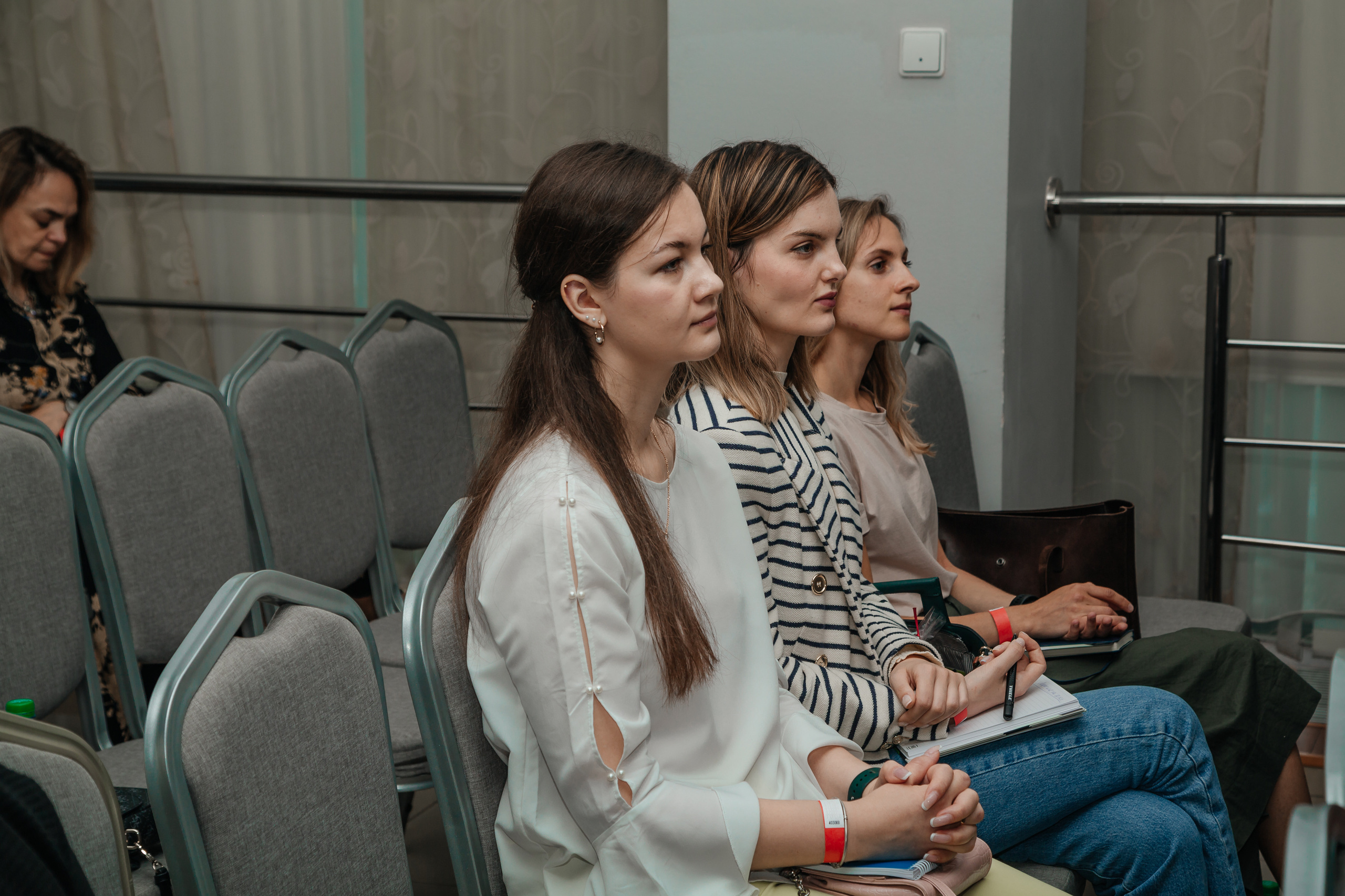 Нетворкинг Мастермайнд Новосибирск. Свадебный и семейный фотограф в Новосибирске Ирина Дорошкова