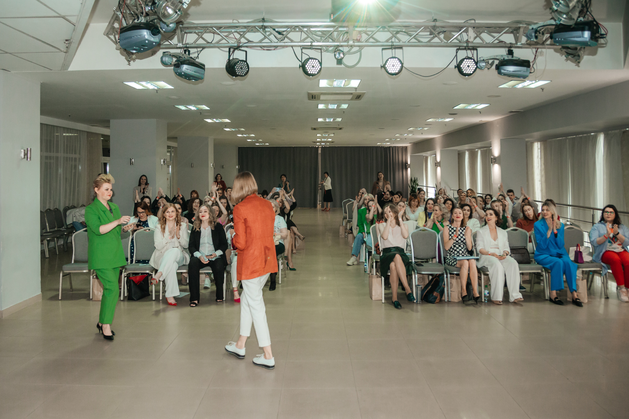 Нетворкинг Мастермайнд Новосибирск. Свадебный и семейный фотограф в Новосибирске Ирина Дорошкова