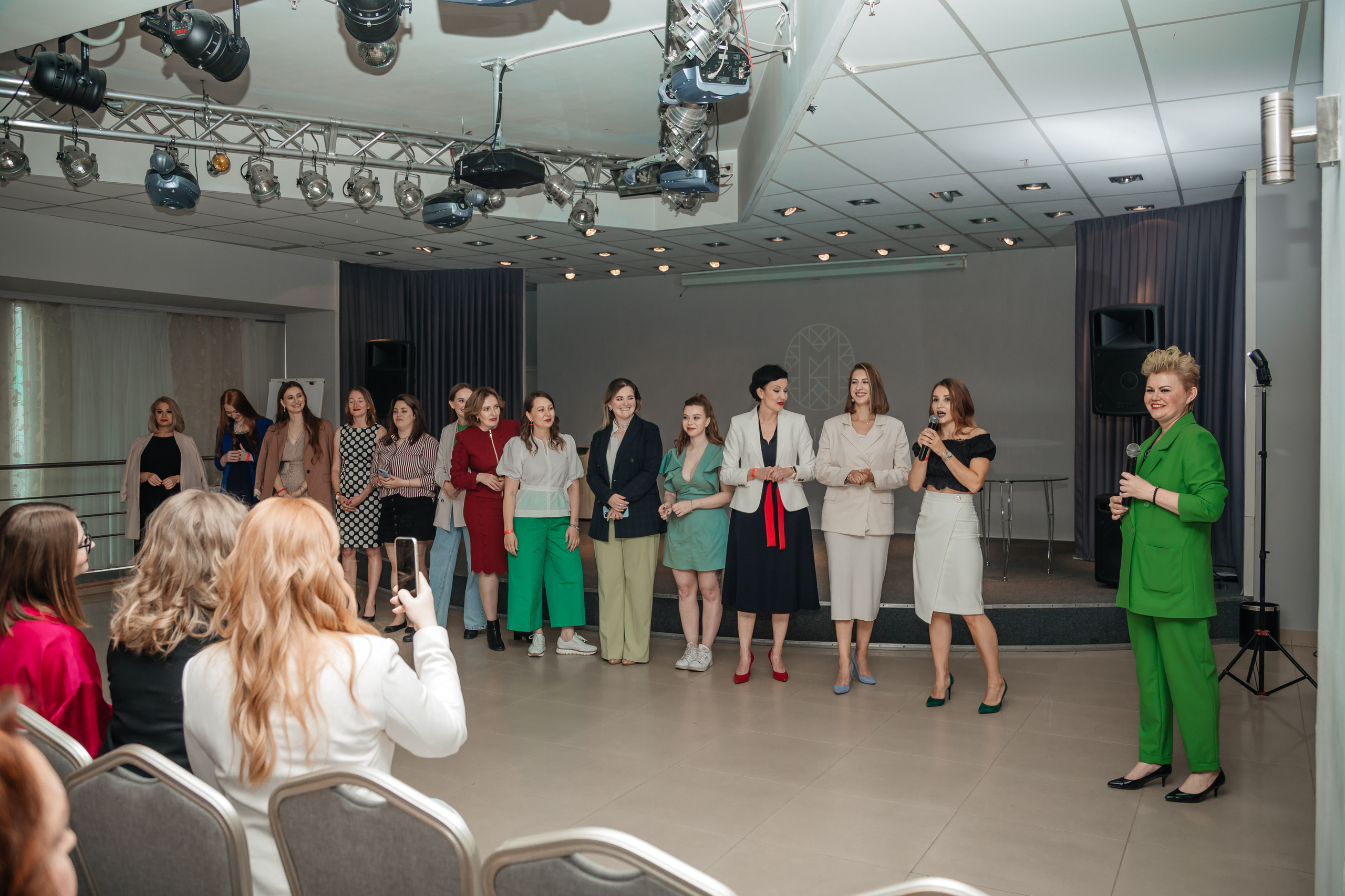 Нетворкинг Мастермайнд Новосибирск. Свадебный и семейный фотограф в Новосибирске Ирина Дорошкова