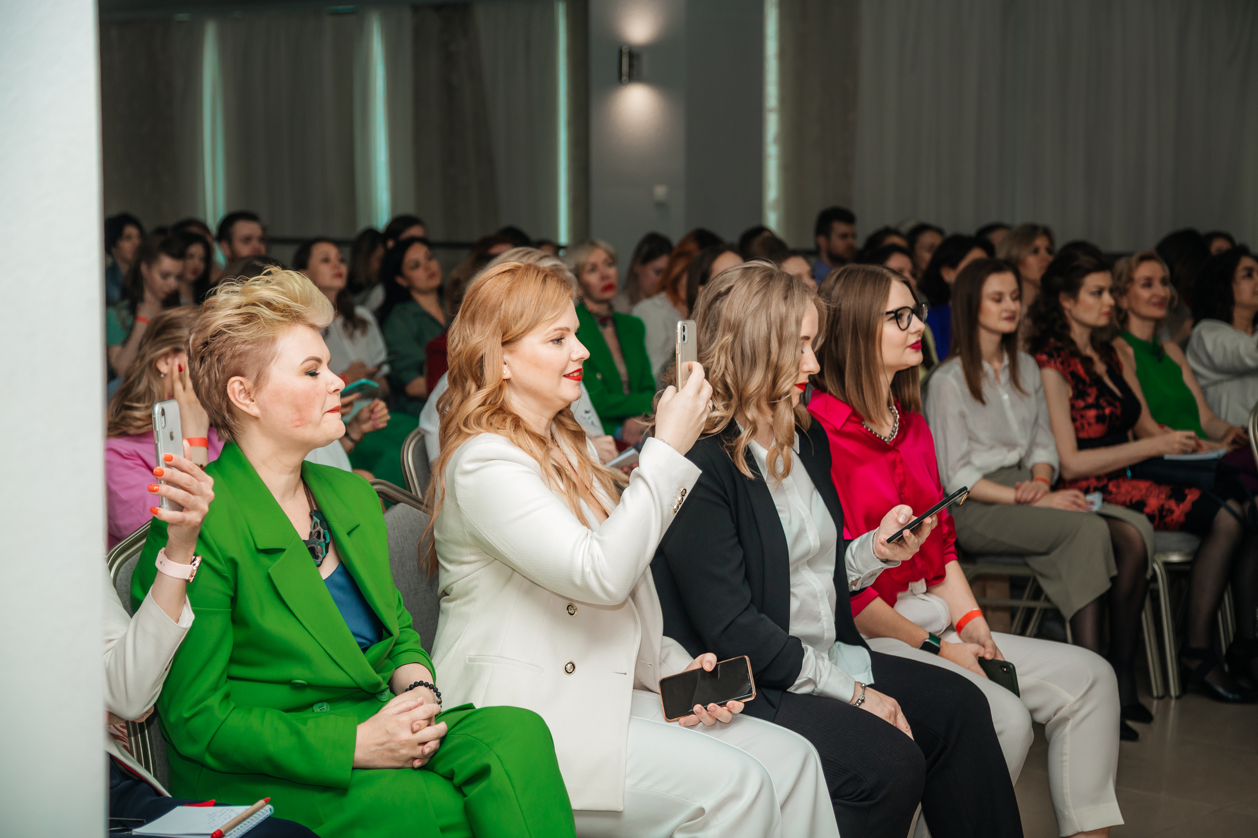 Нетворкинг Мастермайнд Новосибирск. Свадебный и семейный фотограф в Новосибирске Ирина Дорошкова