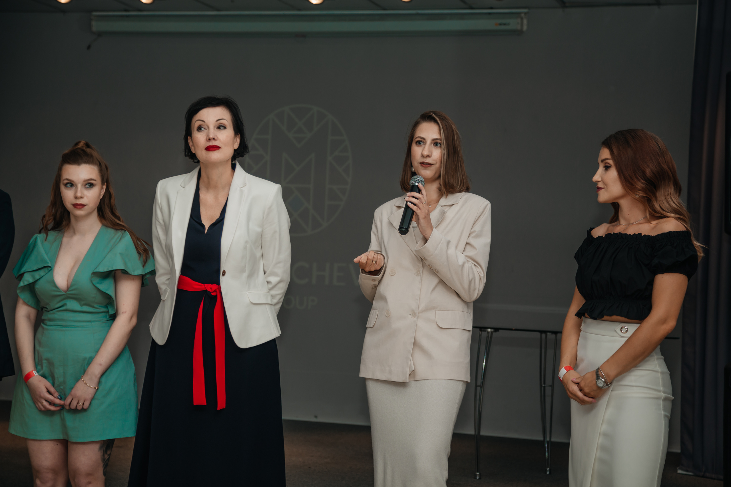 Нетворкинг Мастермайнд Новосибирск. Свадебный и семейный фотограф в Новосибирске Ирина Дорошкова