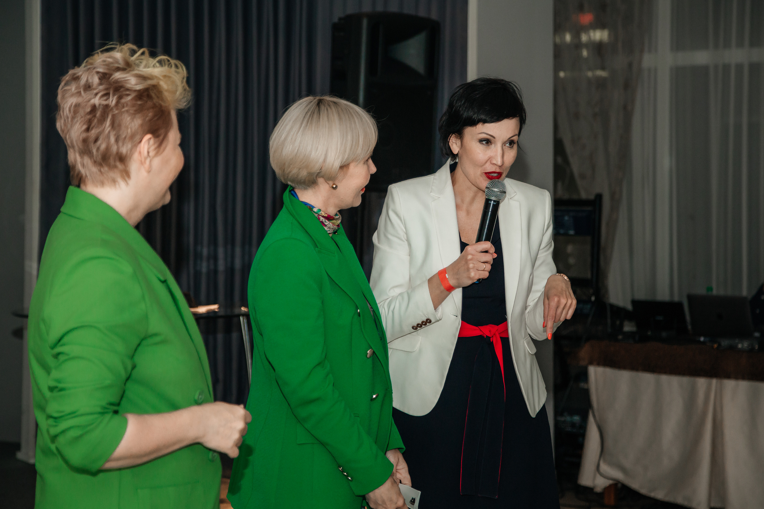 Нетворкинг Мастермайнд Новосибирск. Свадебный и семейный фотограф в Новосибирске Ирина Дорошкова