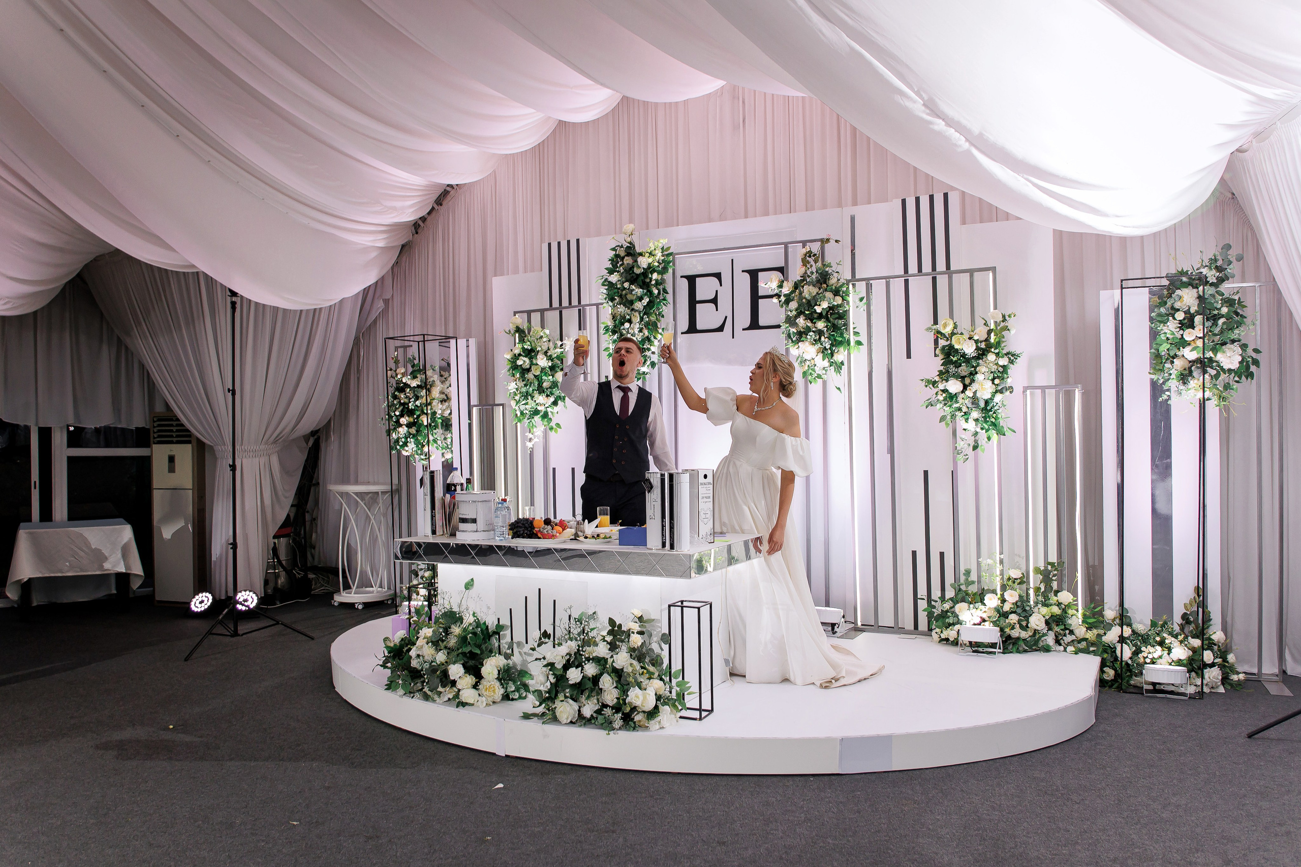 Екатерина и Евгений. Свадебный фотограф в Омске Яна Савина