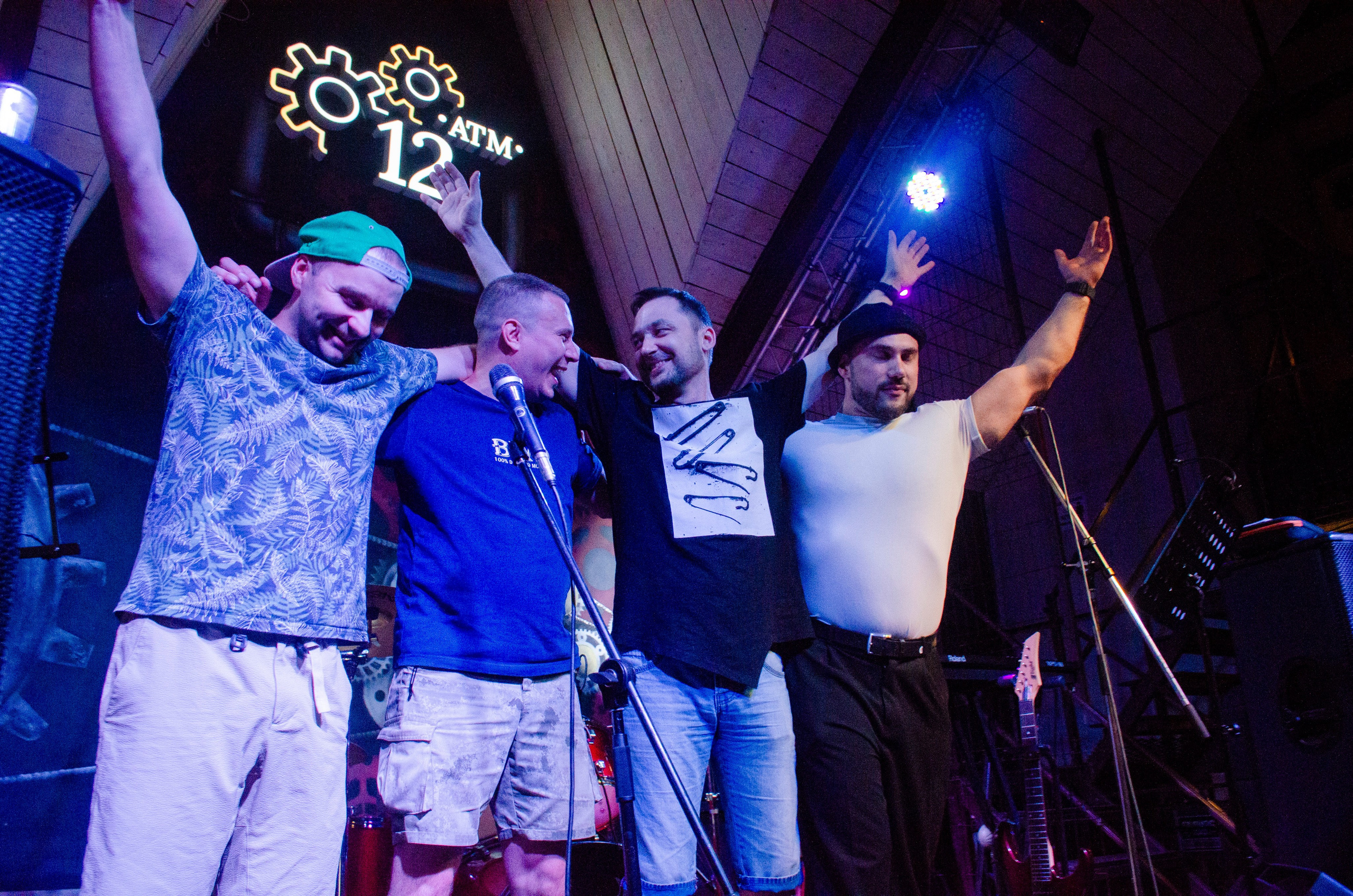 Сама эпичность в кадрах🎸🥁. Свет, камера, улыбка!