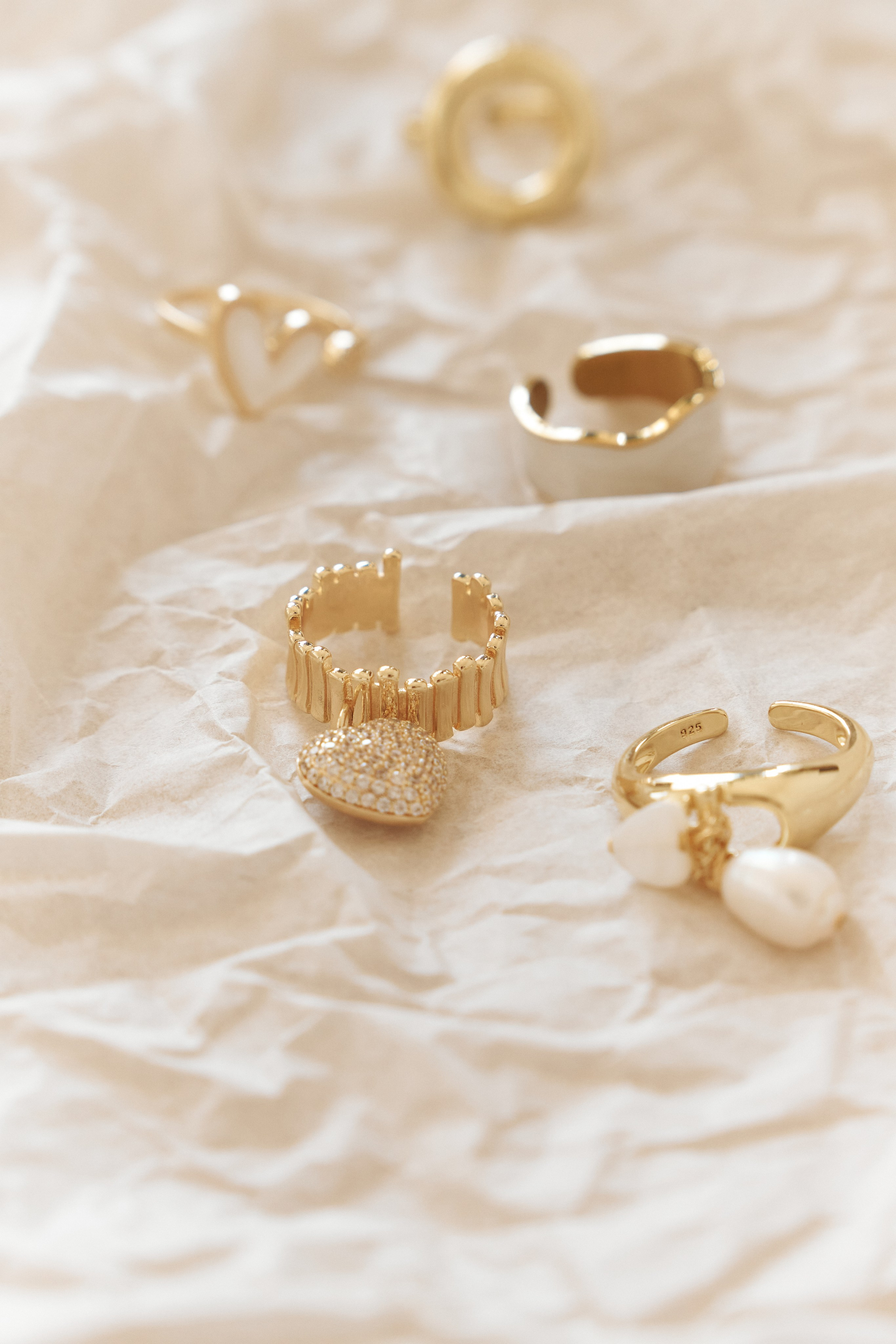 Украшения. Съемки для брендов и маркетплейсов. Фотограф Ростов-на-Дону