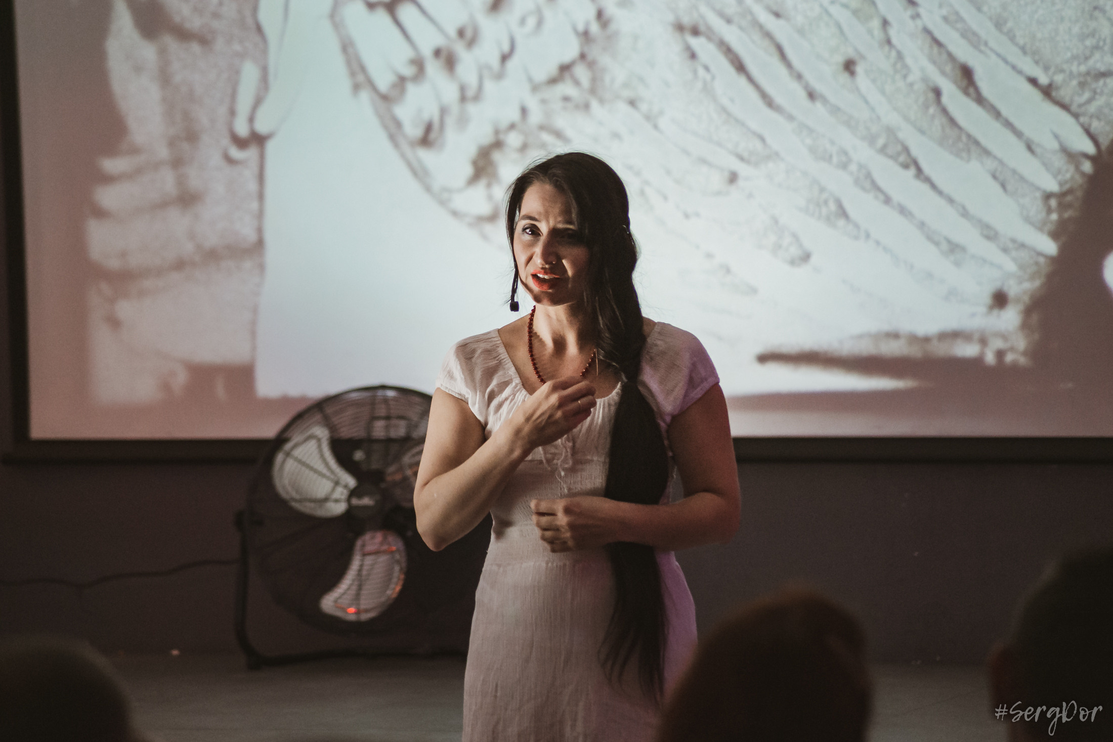 Александра Нефертити. Всё песок…. Фотограф Сергей Дорошенко