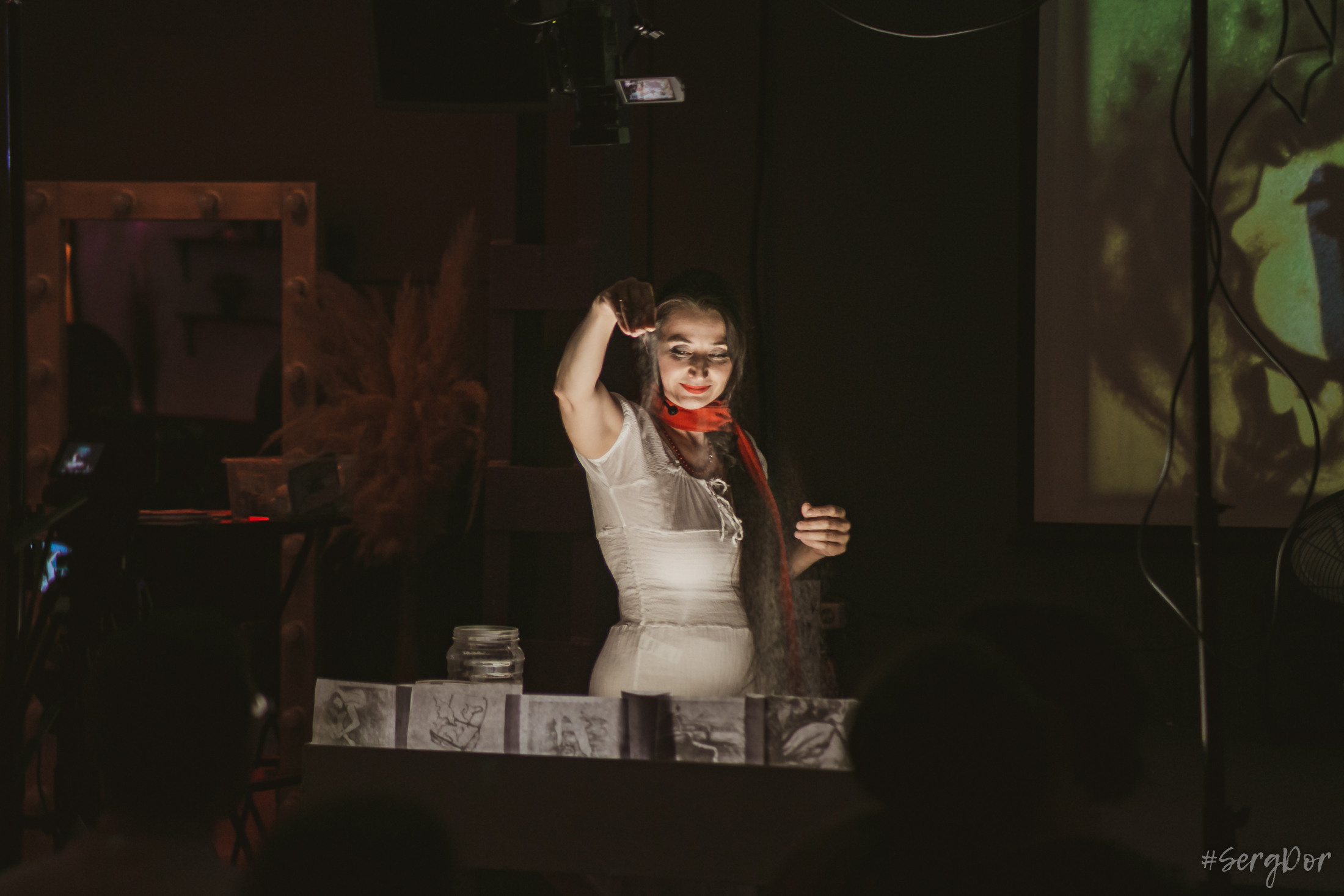 Александра Нефертити. Всё песок…. Фотограф Сергей Дорошенко