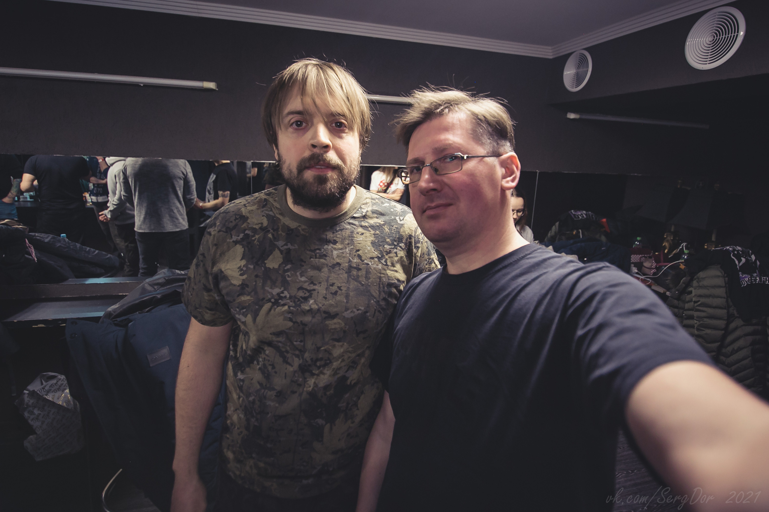 Контакты. Фотограф Сергей Дорошенко