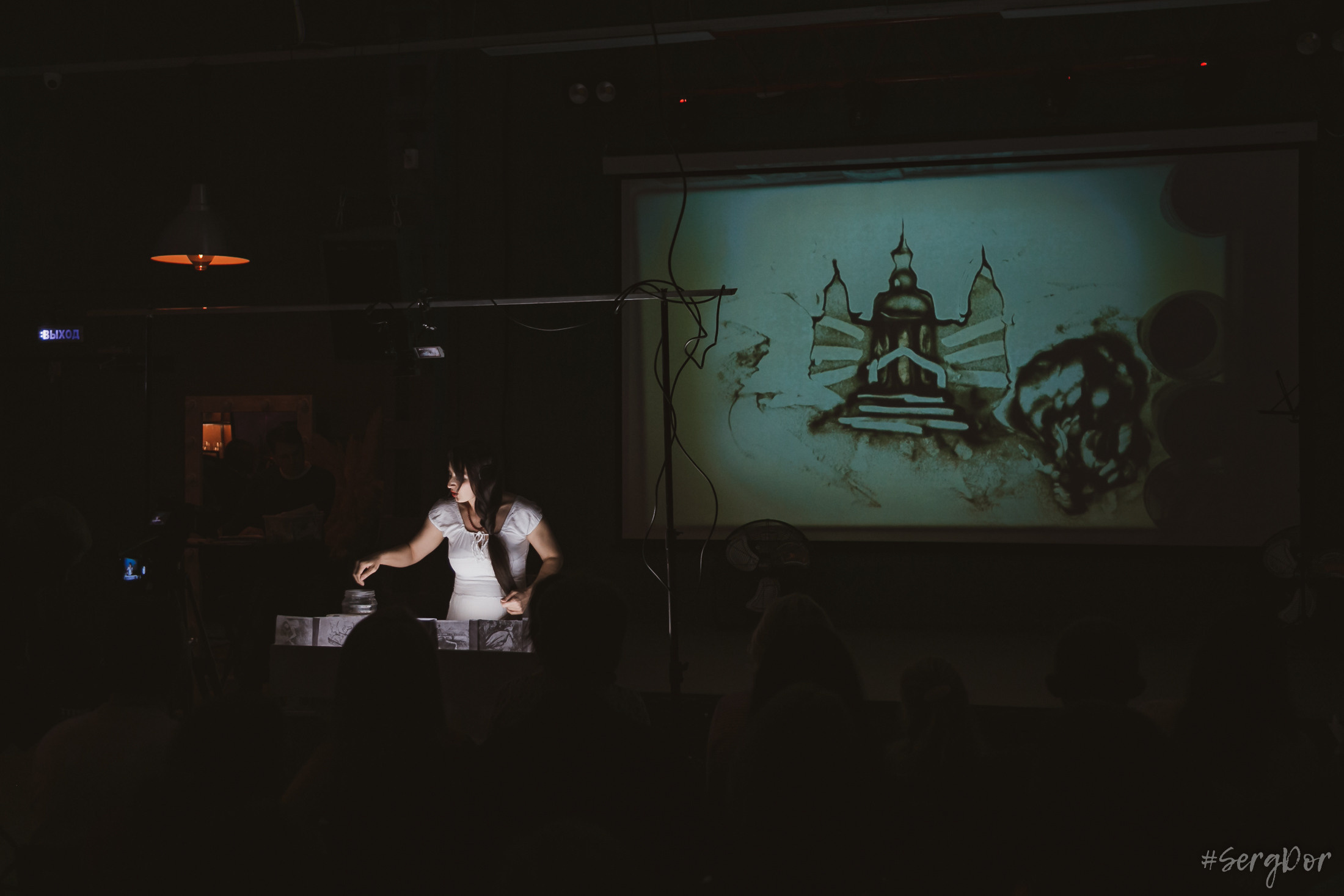 Александра Нефертити. Всё песок…. Фотограф Сергей Дорошенко