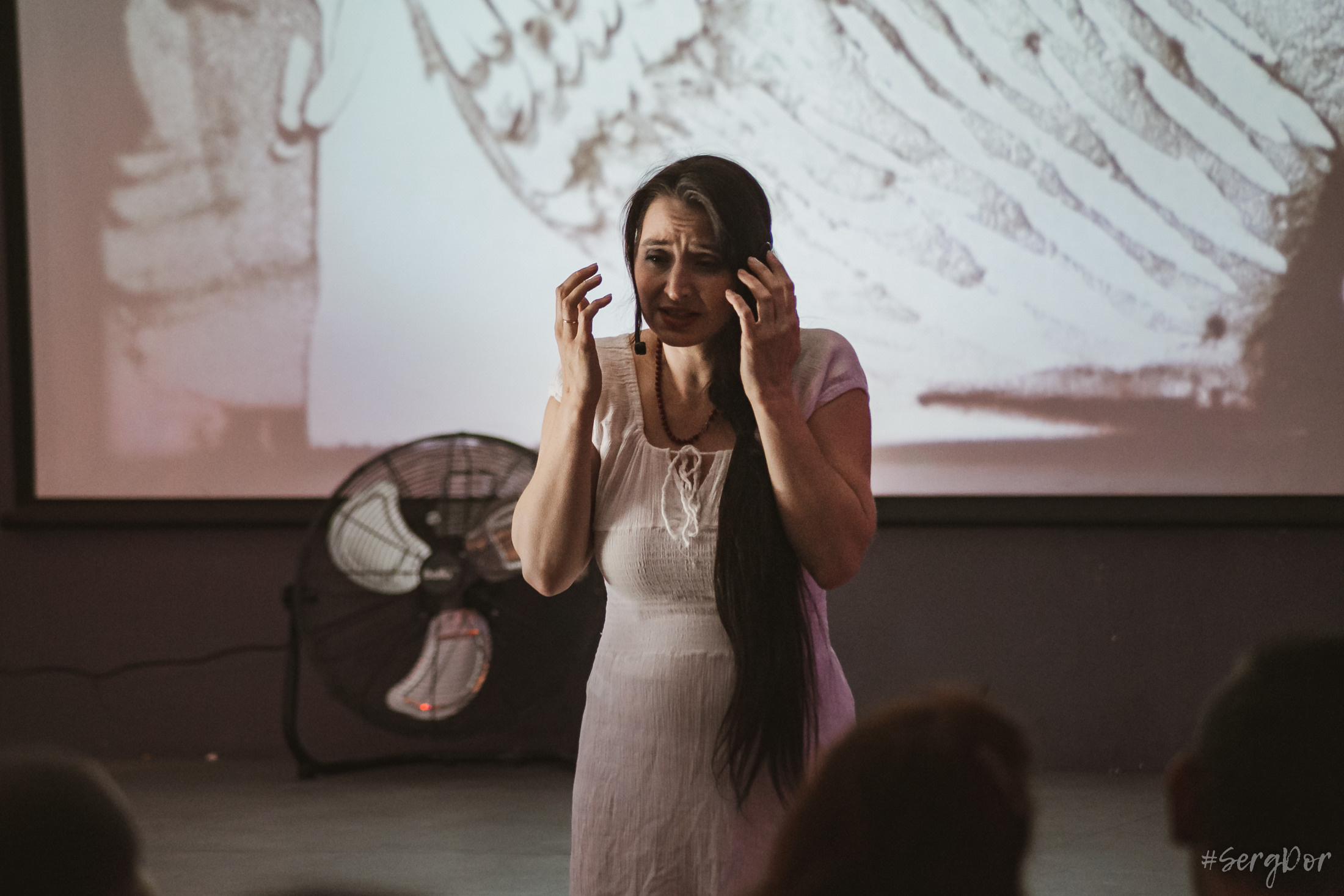 Александра Нефертити. Всё песок…. Фотограф Сергей Дорошенко