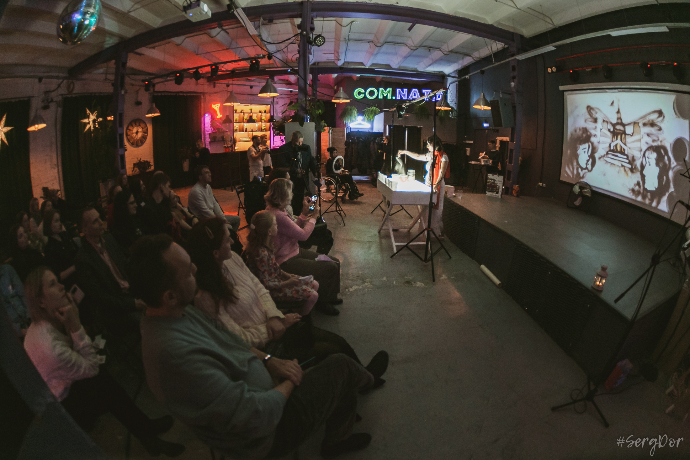 Александра Нефертити. Всё песок…. Фотограф Сергей Дорошенко