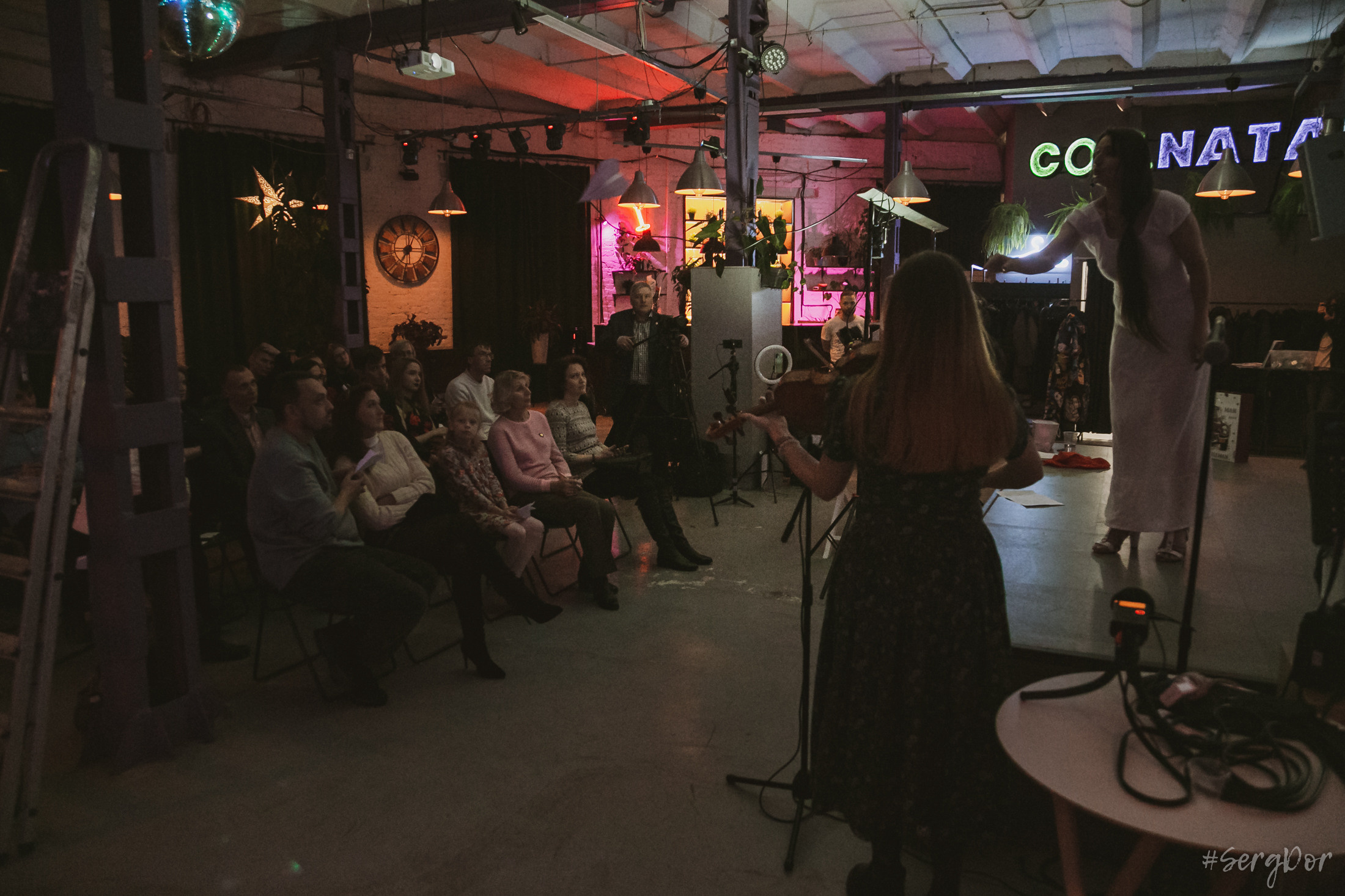 Александра Нефертити. Всё песок…. Фотограф Сергей Дорошенко