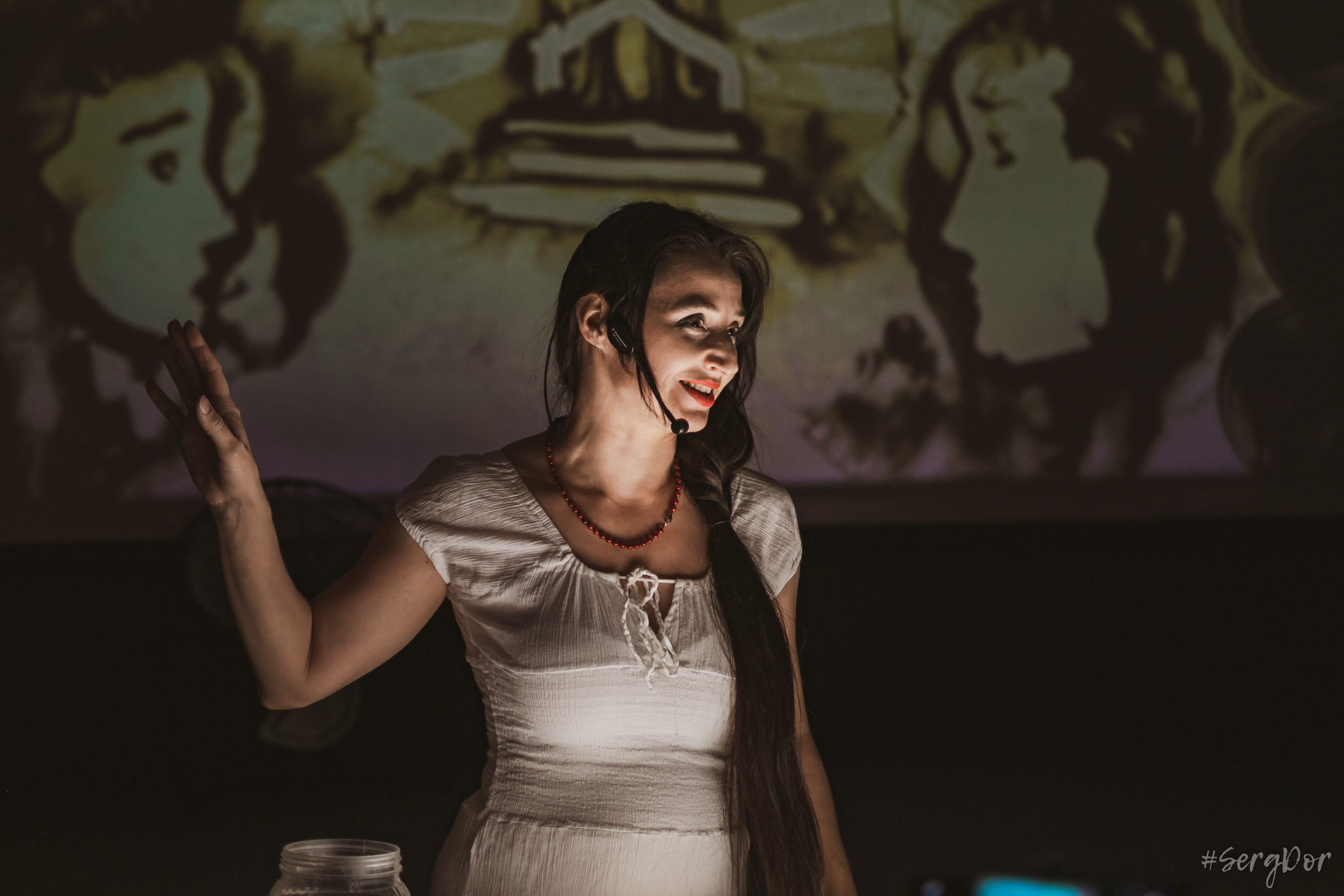 Александра Нефертити. Всё песок…. Фотограф Сергей Дорошенко