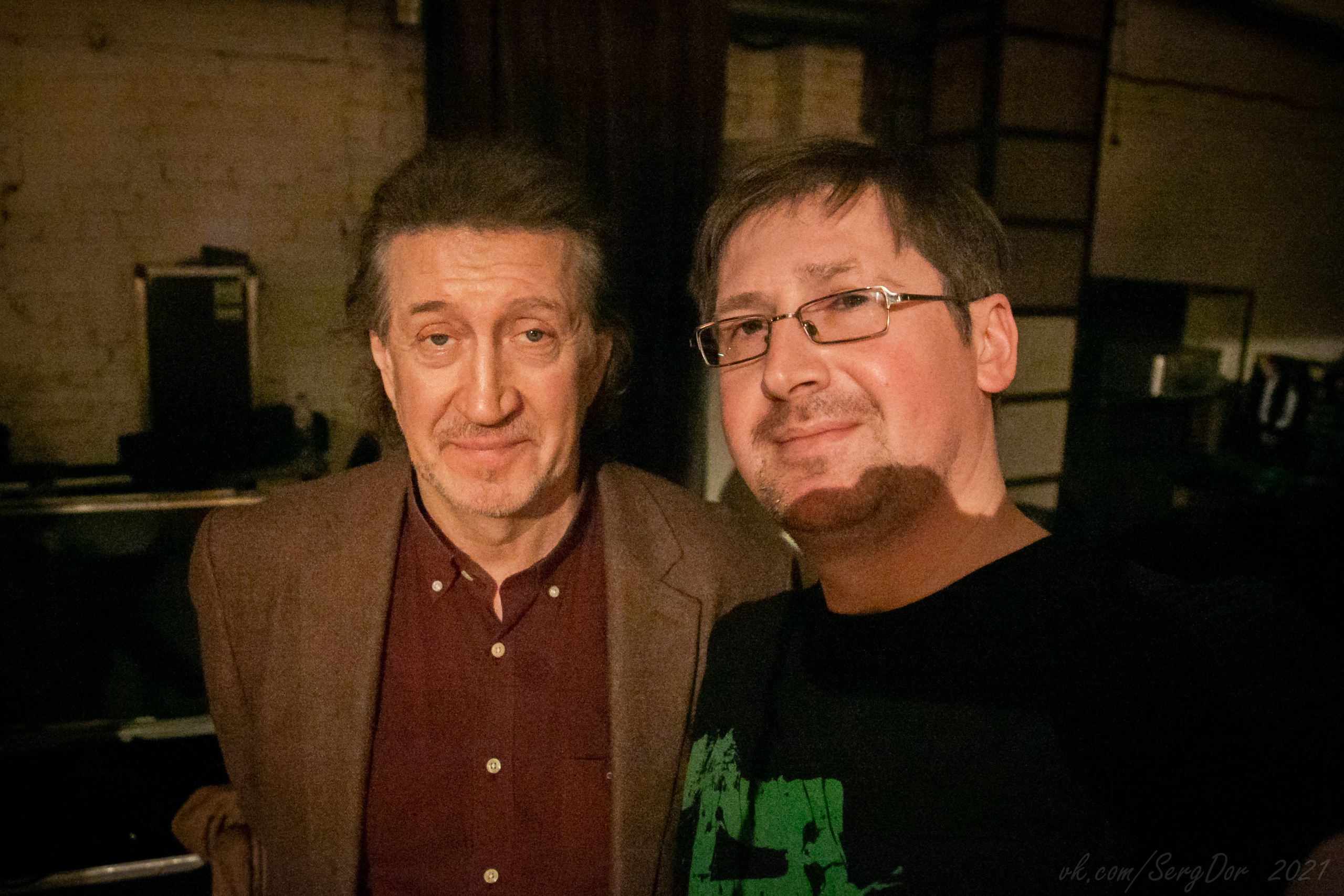 Контакты. Фотограф Сергей Дорошенко