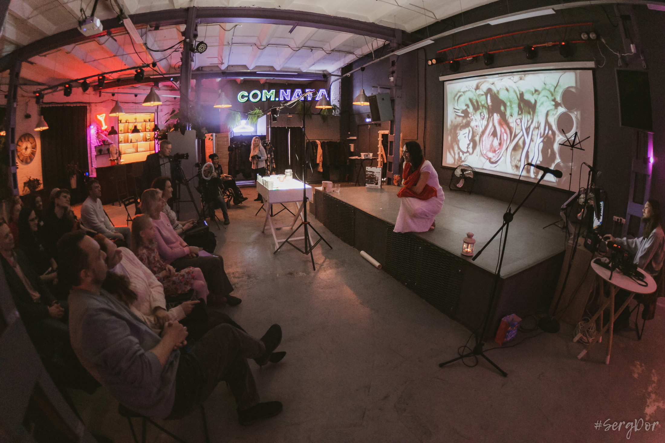 Александра Нефертити. Всё песок…. Фотограф Сергей Дорошенко