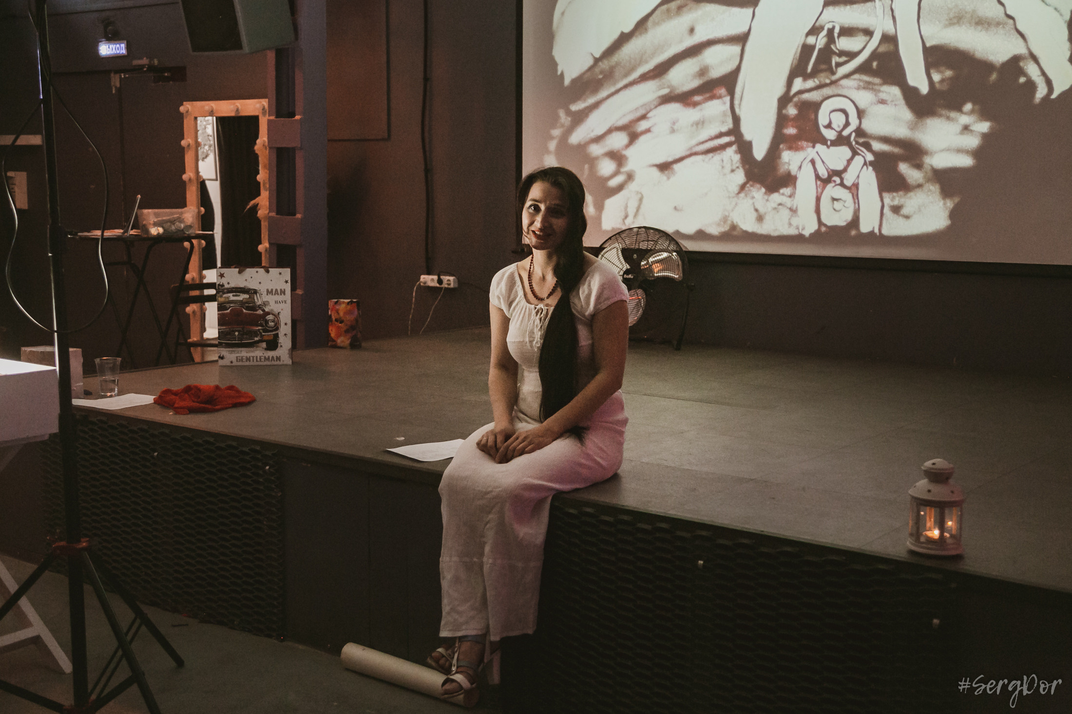 Александра Нефертити. Всё песок…. Фотограф Сергей Дорошенко